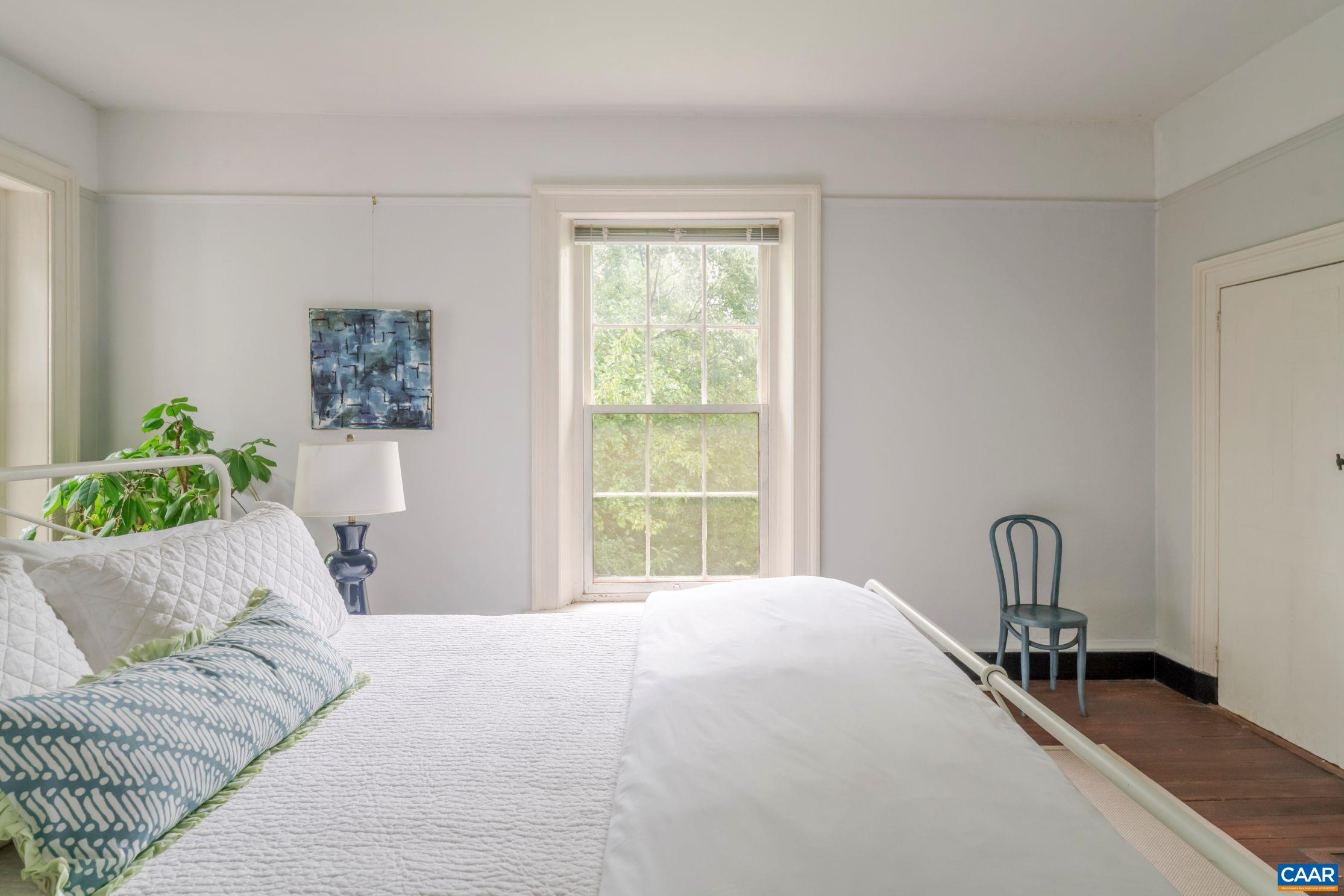 1201 EAST JEFFERSON ST 