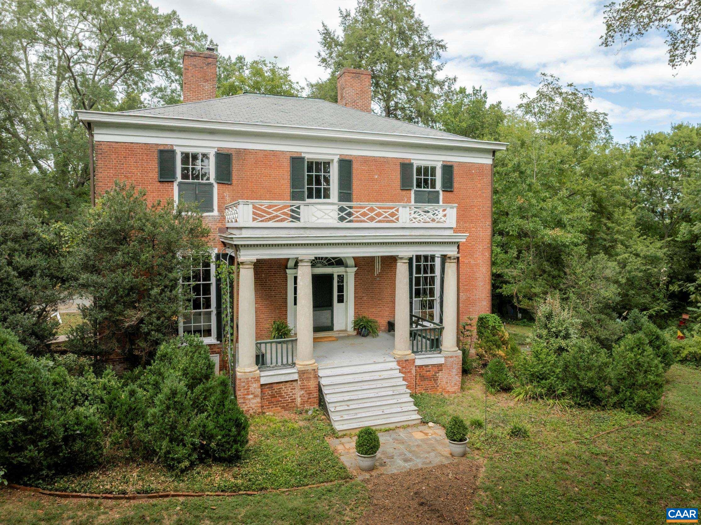 1201 EAST JEFFERSON ST 