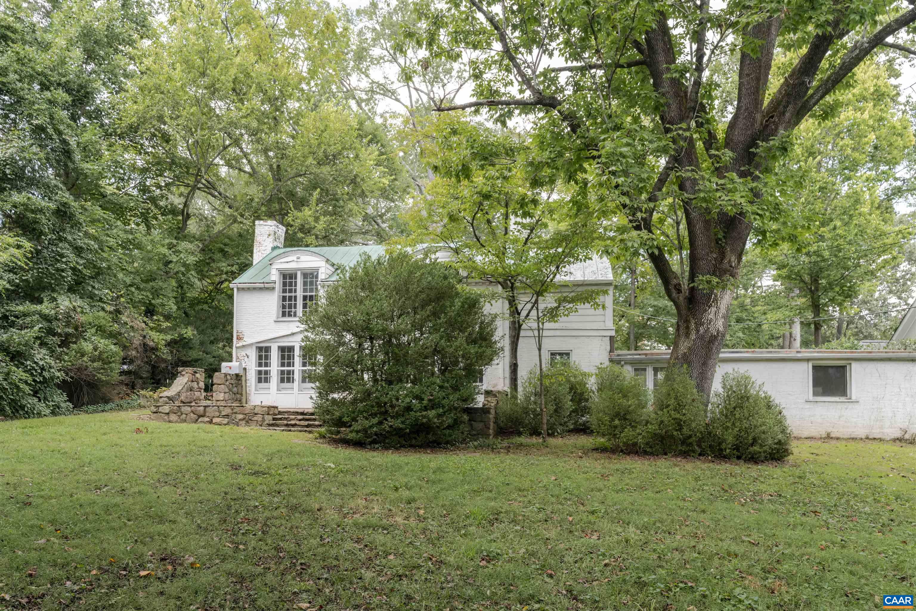 1201 EAST JEFFERSON ST 