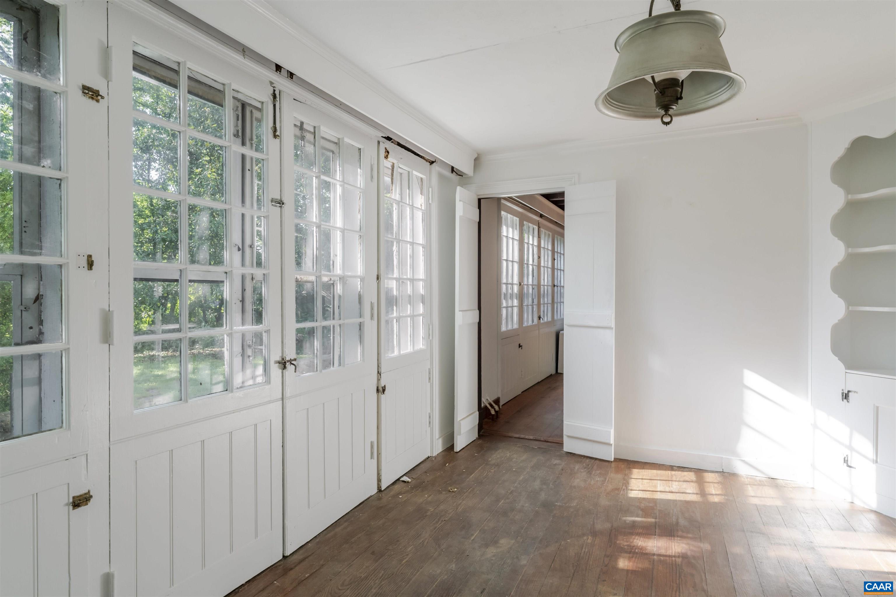 1201 EAST JEFFERSON ST 