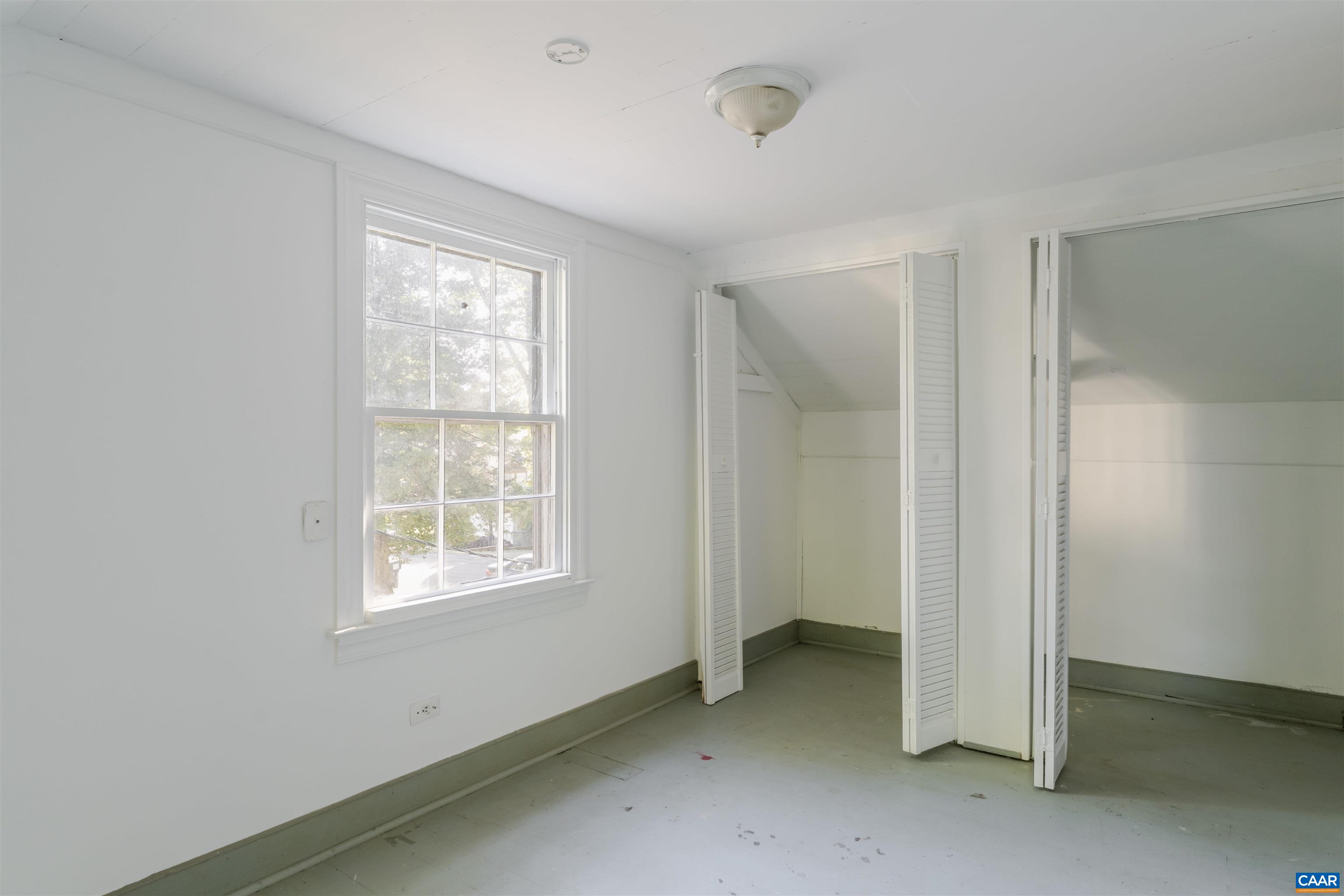 1201 EAST JEFFERSON ST 