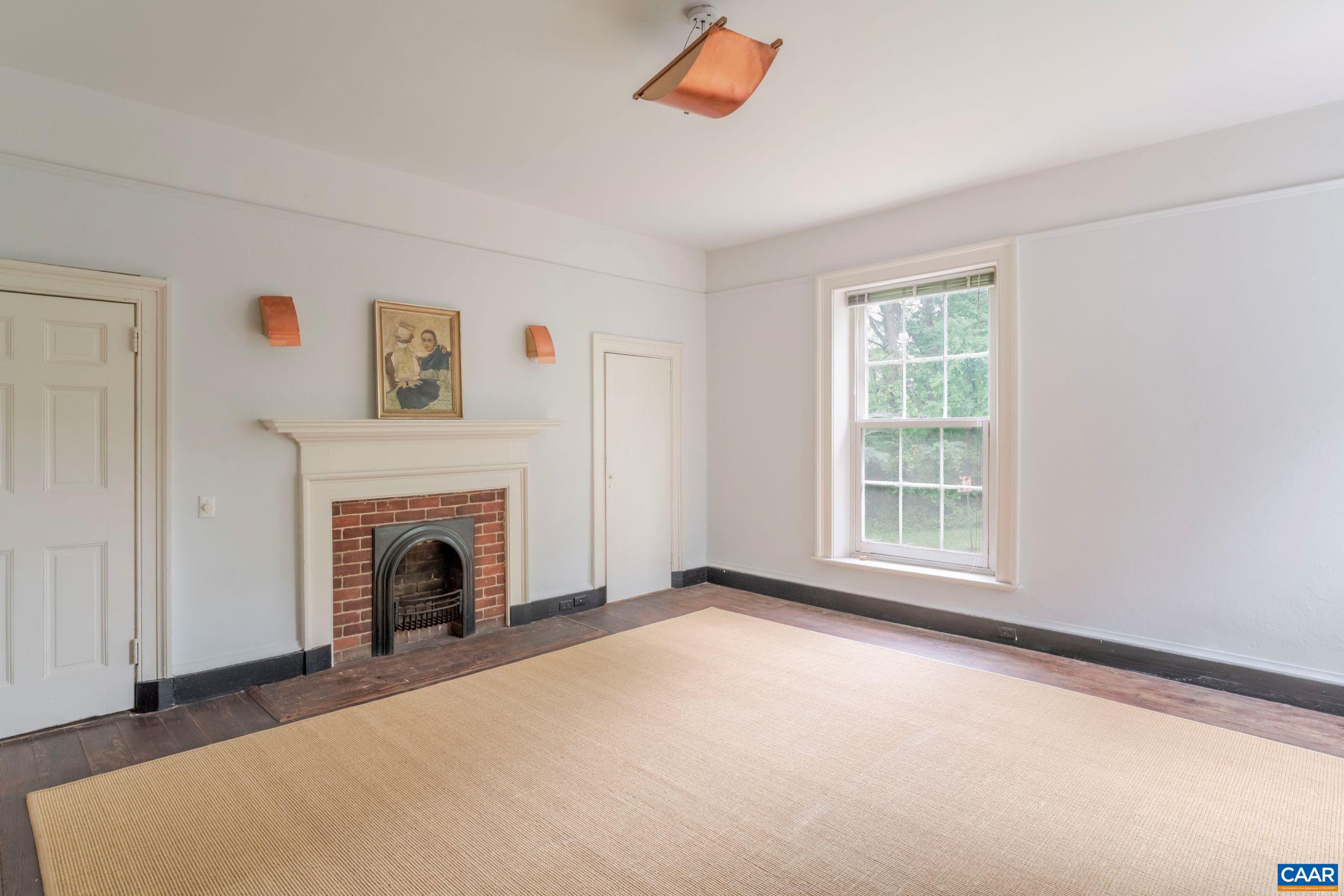 1201 EAST JEFFERSON ST 