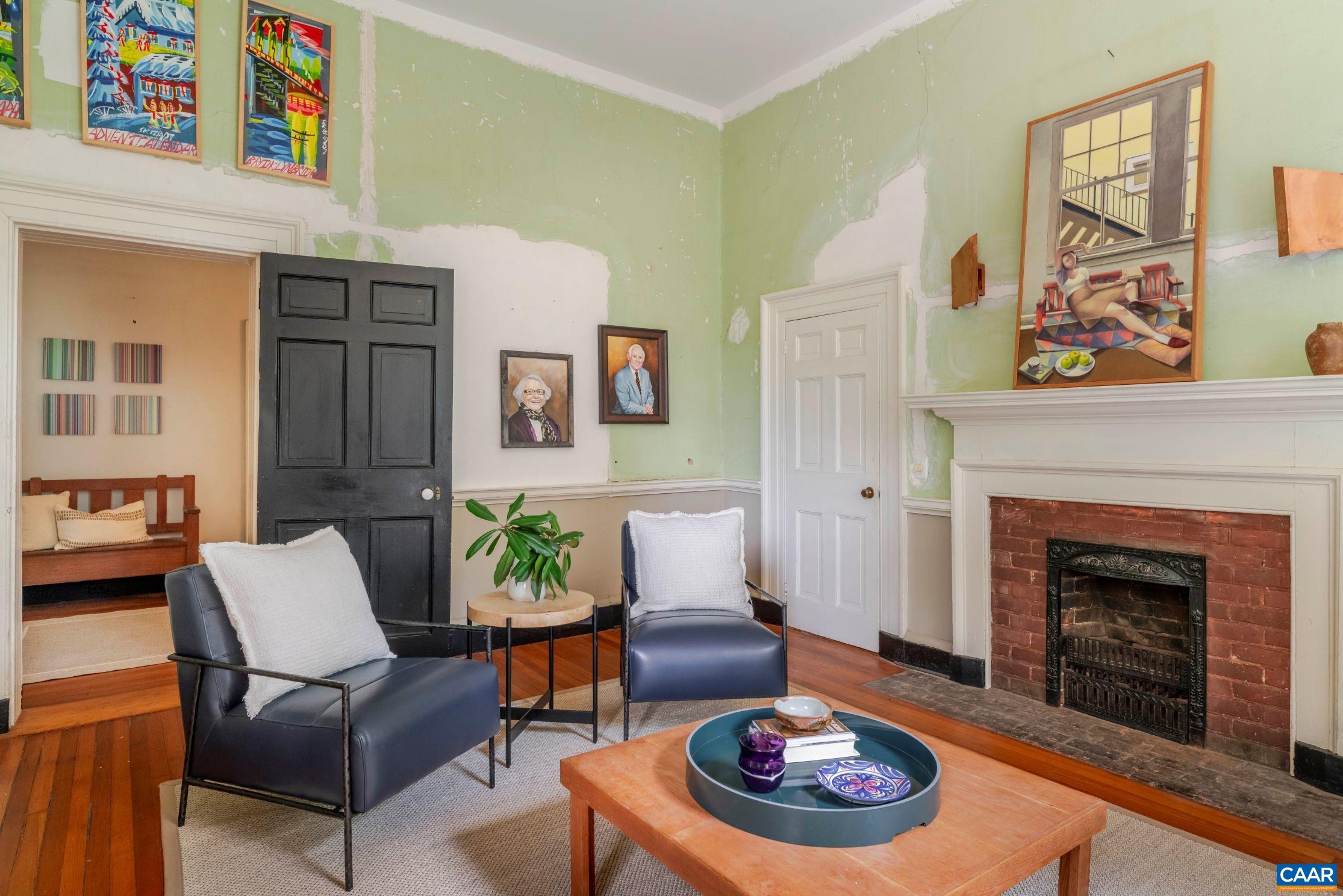 1201 EAST JEFFERSON ST 