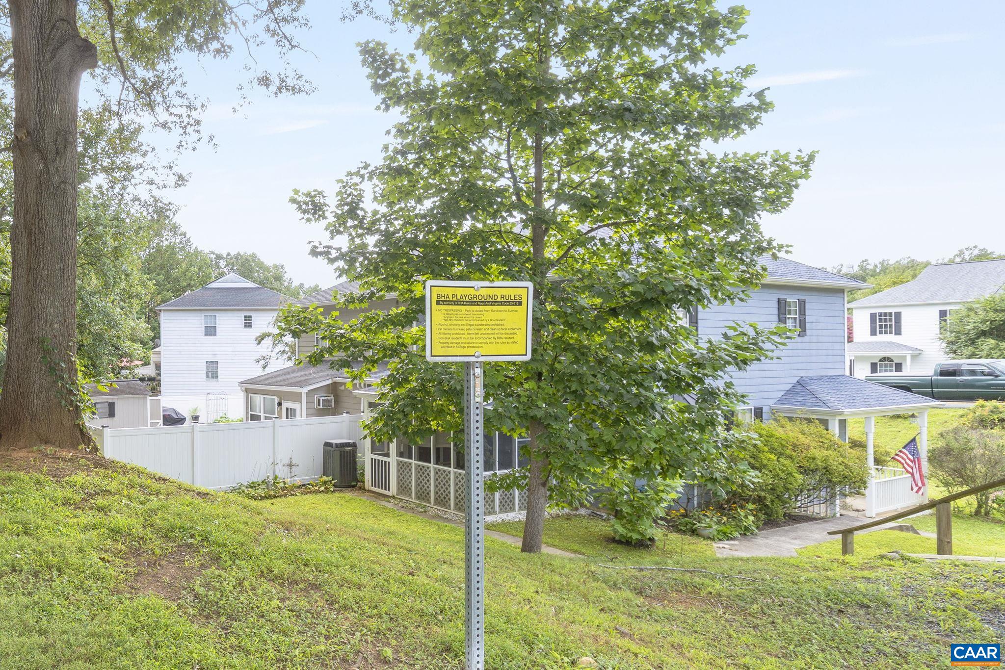 4727 WREN CT