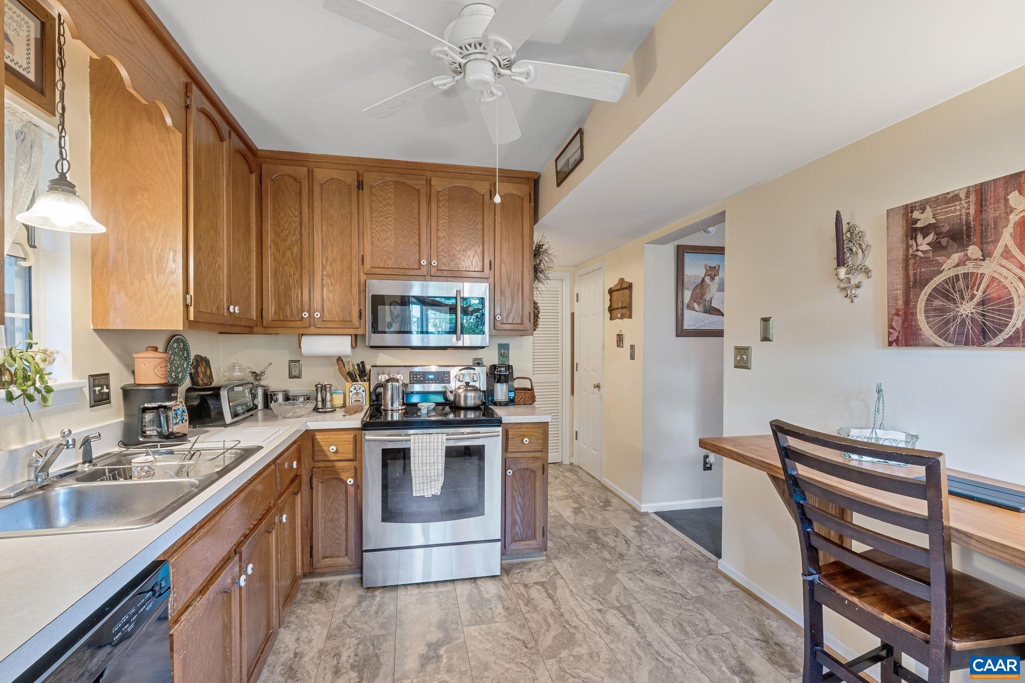 4727 WREN CT