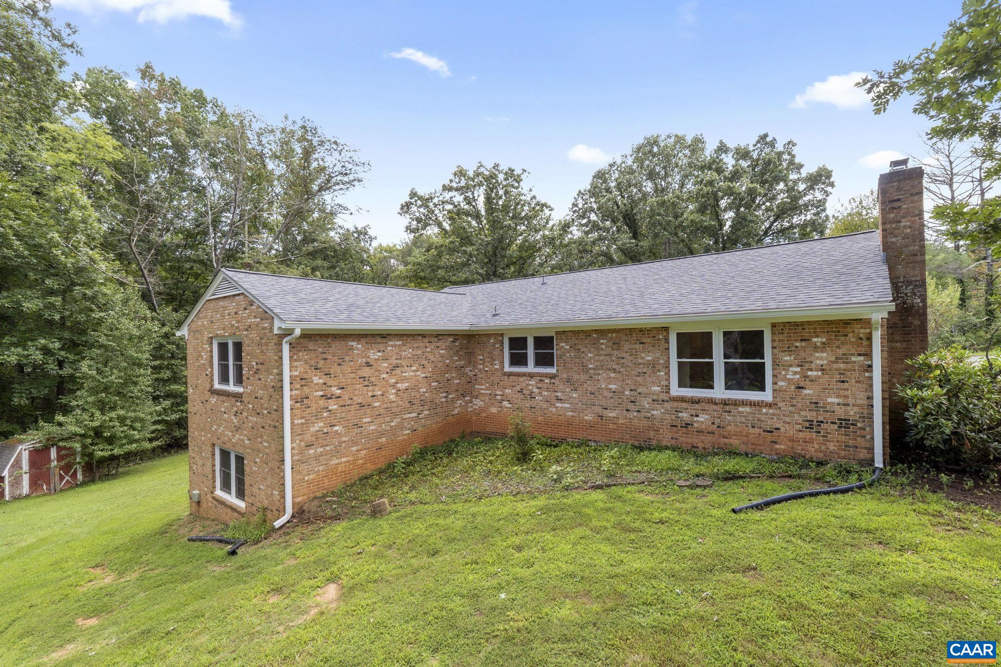 635 RIDGEMONT RD