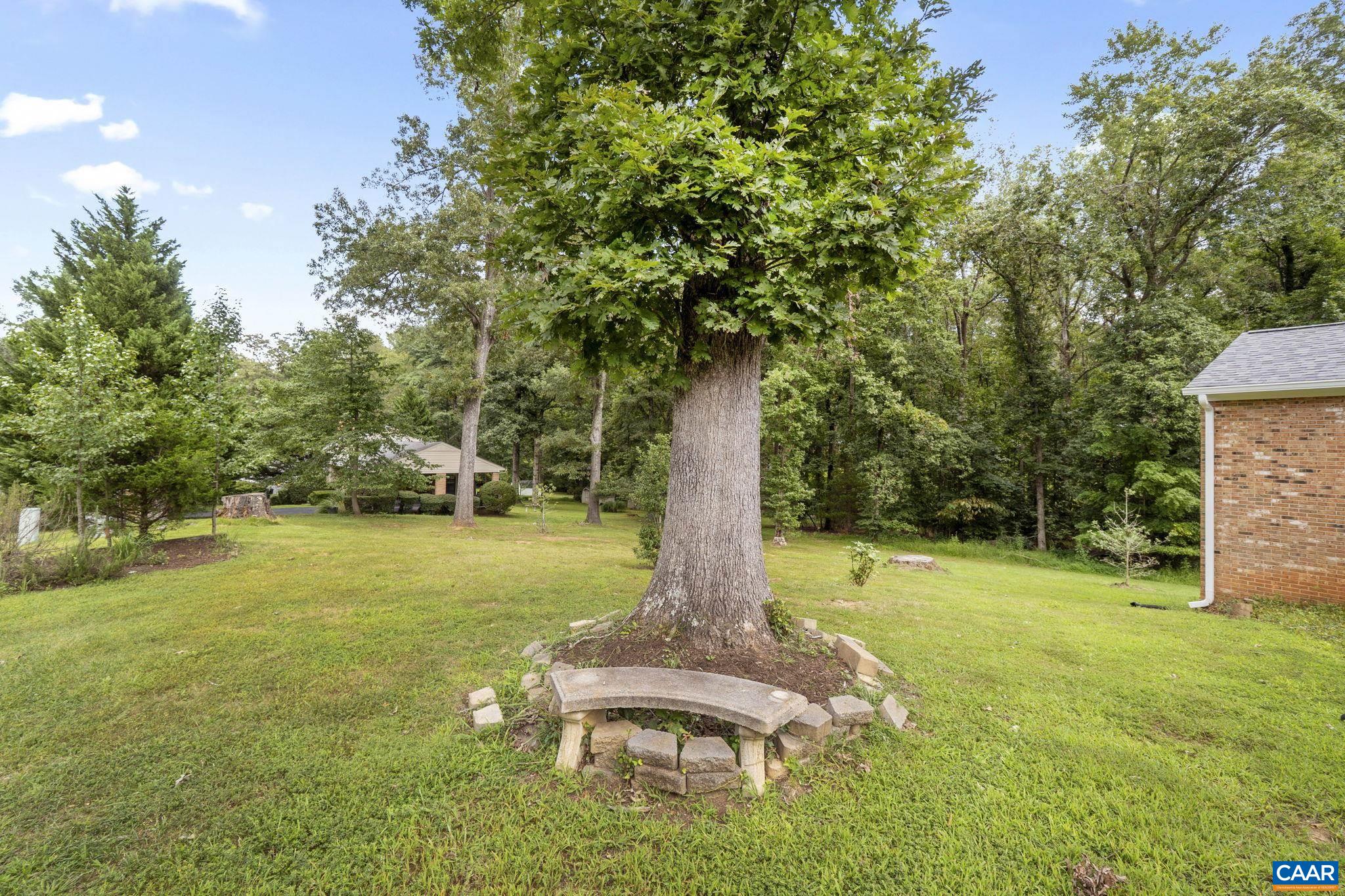 635 RIDGEMONT RD