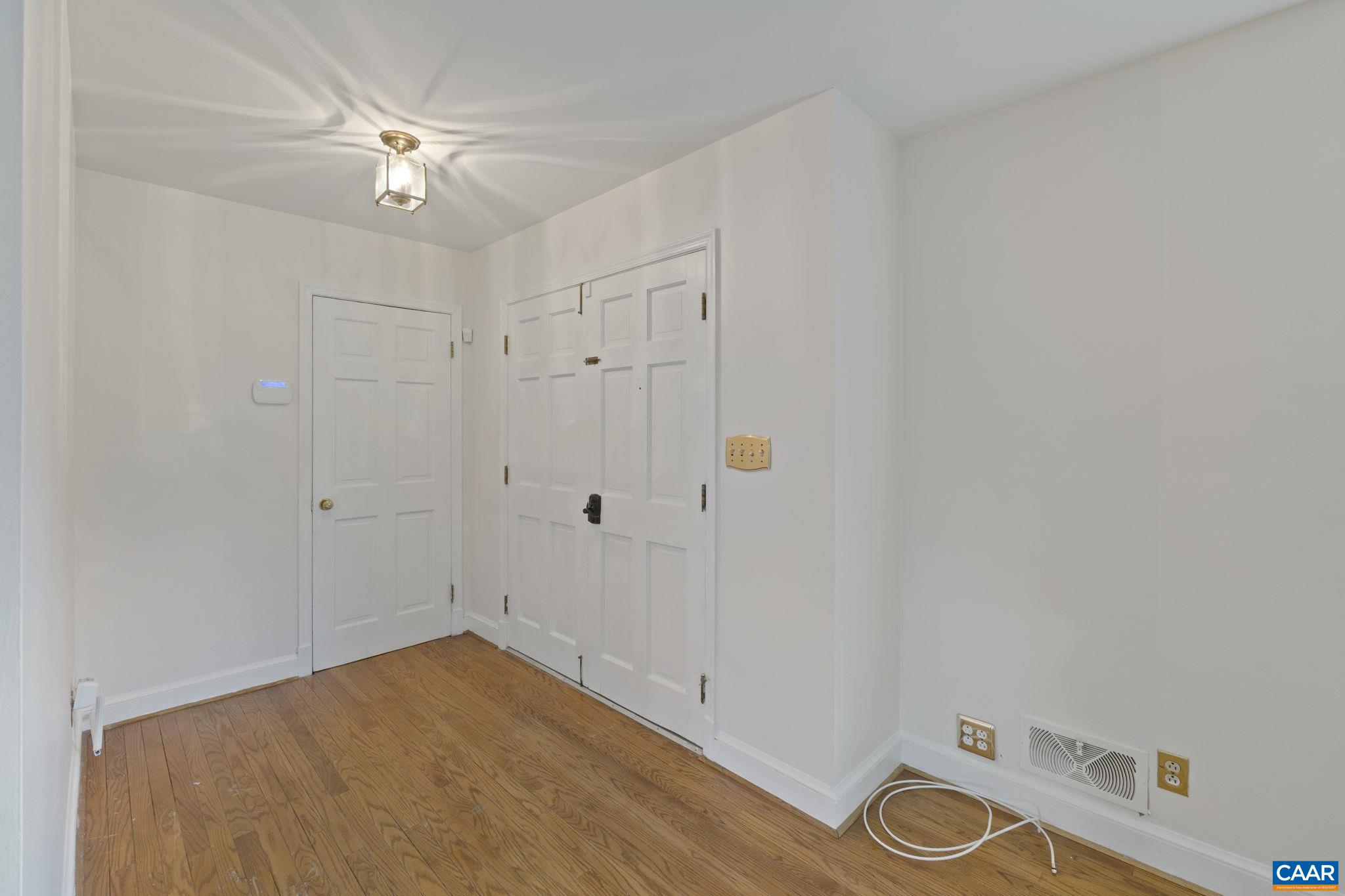 635 RIDGEMONT RD