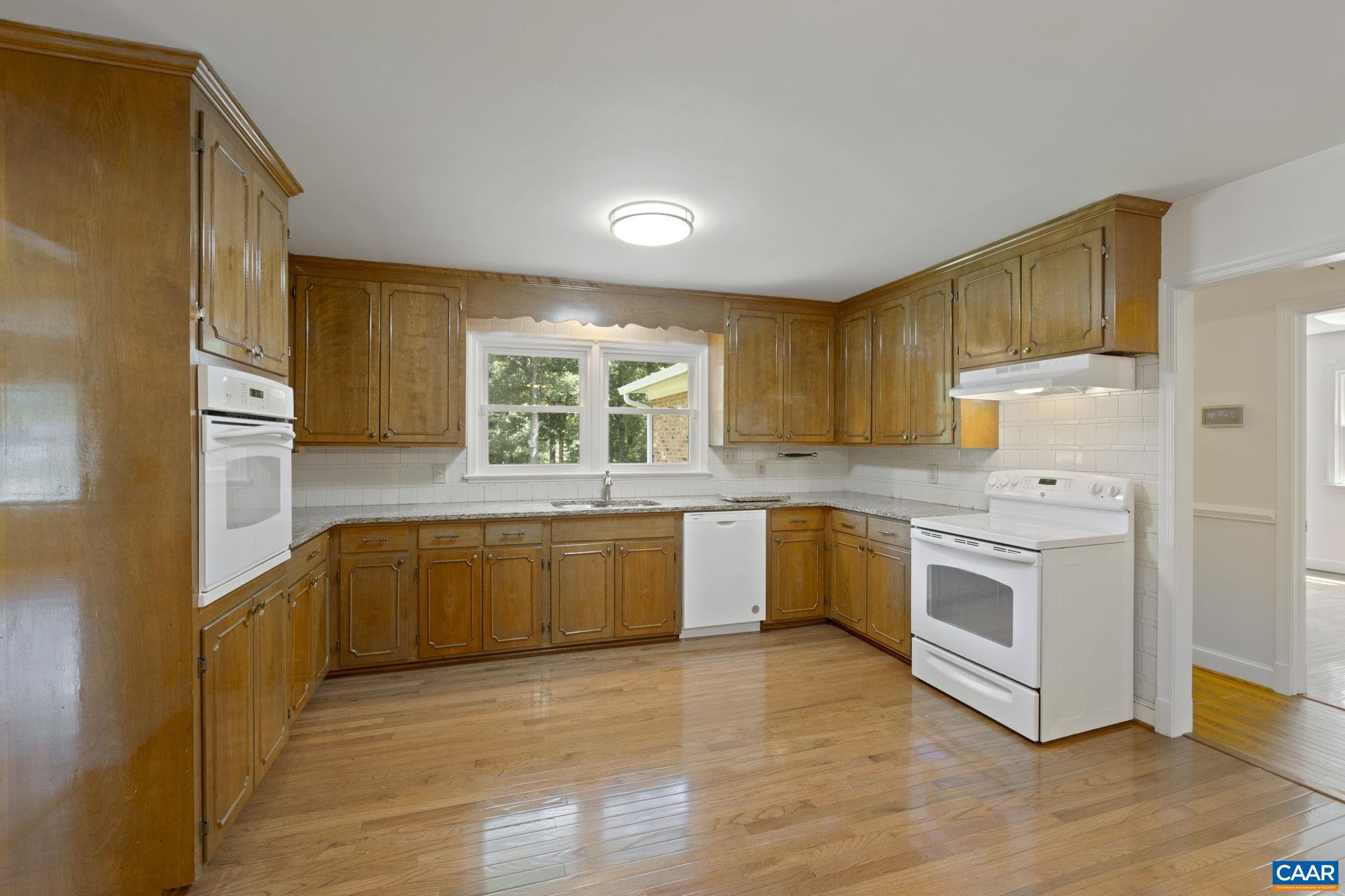 635 RIDGEMONT RD