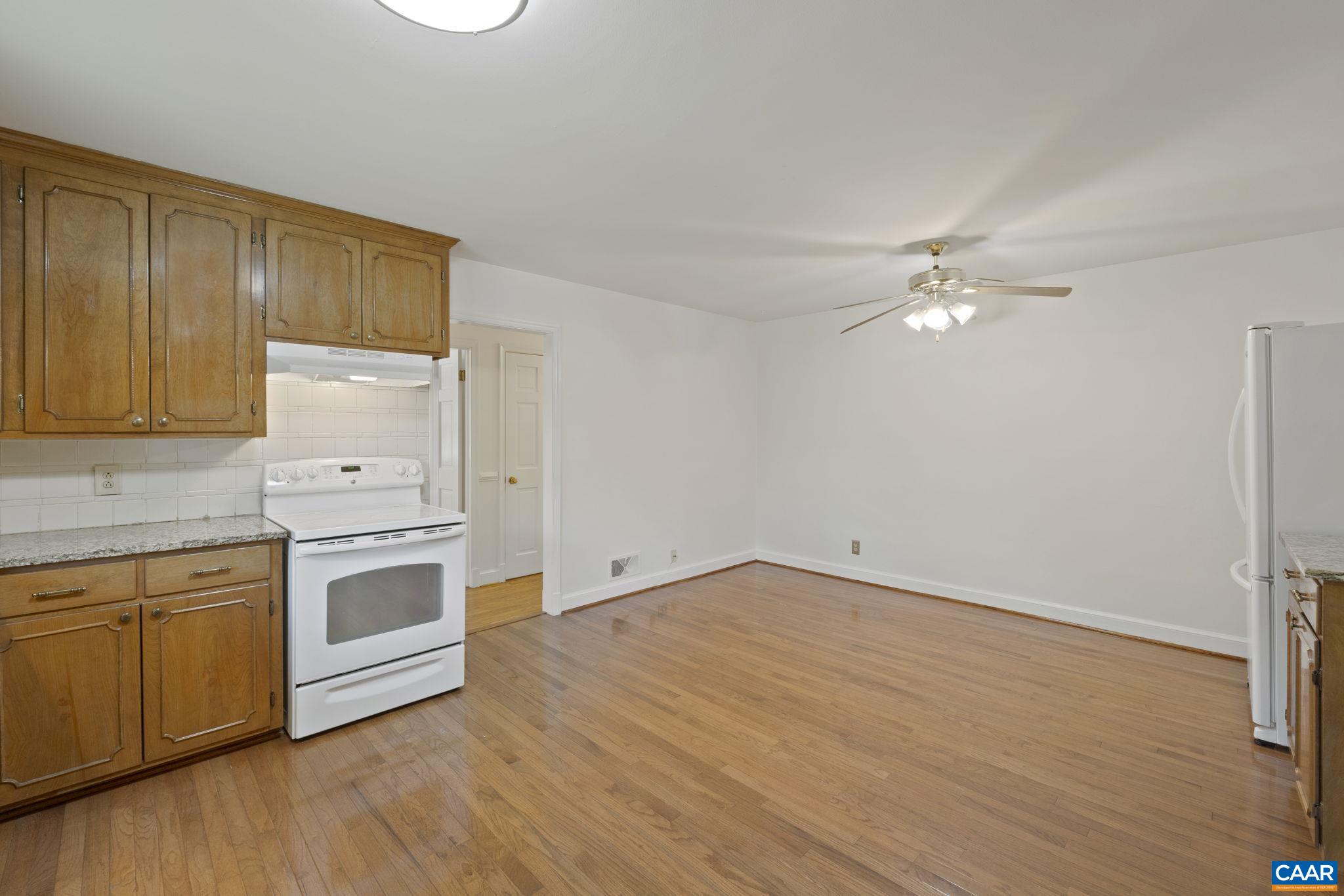 635 RIDGEMONT RD