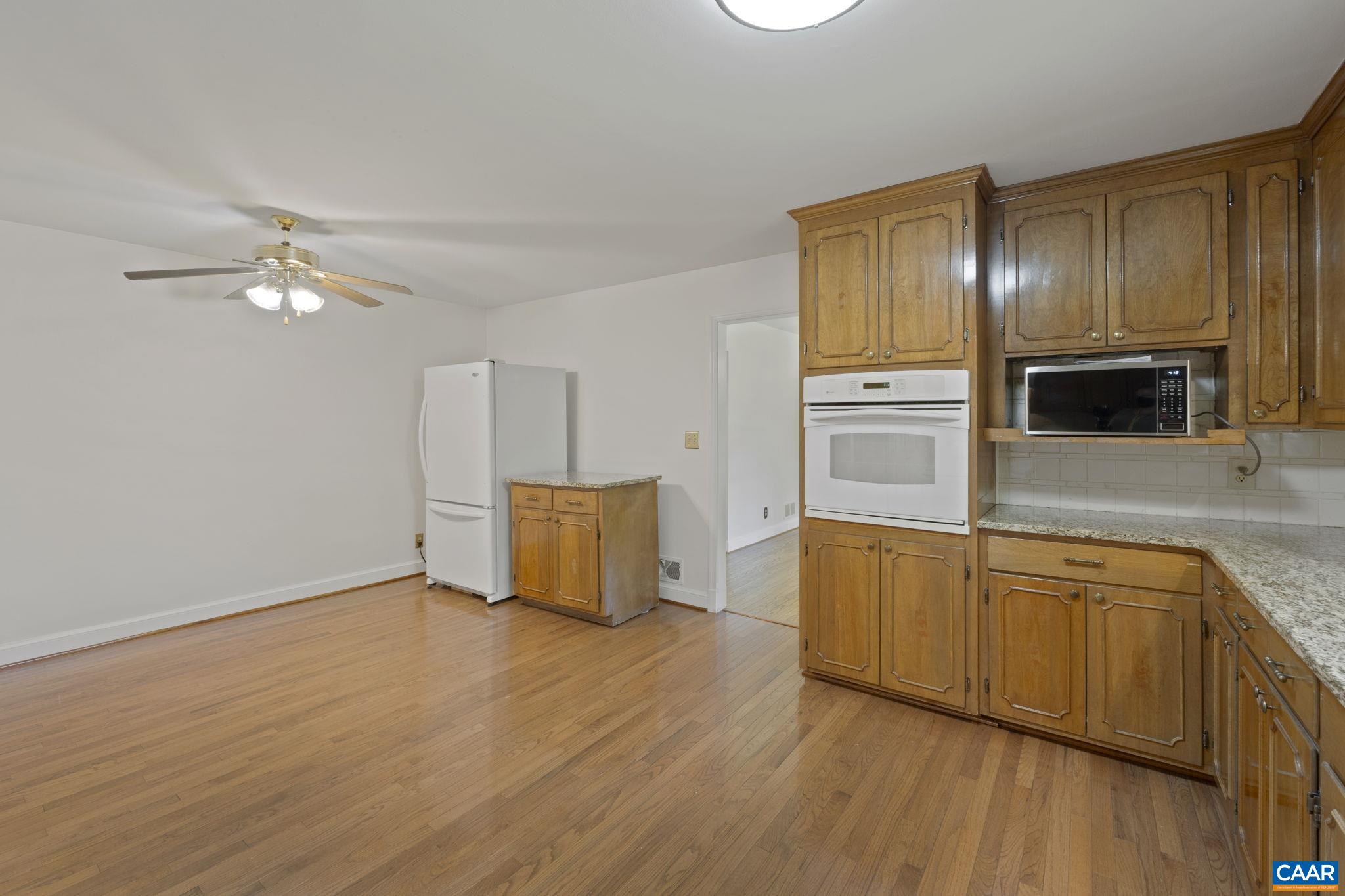 635 RIDGEMONT RD