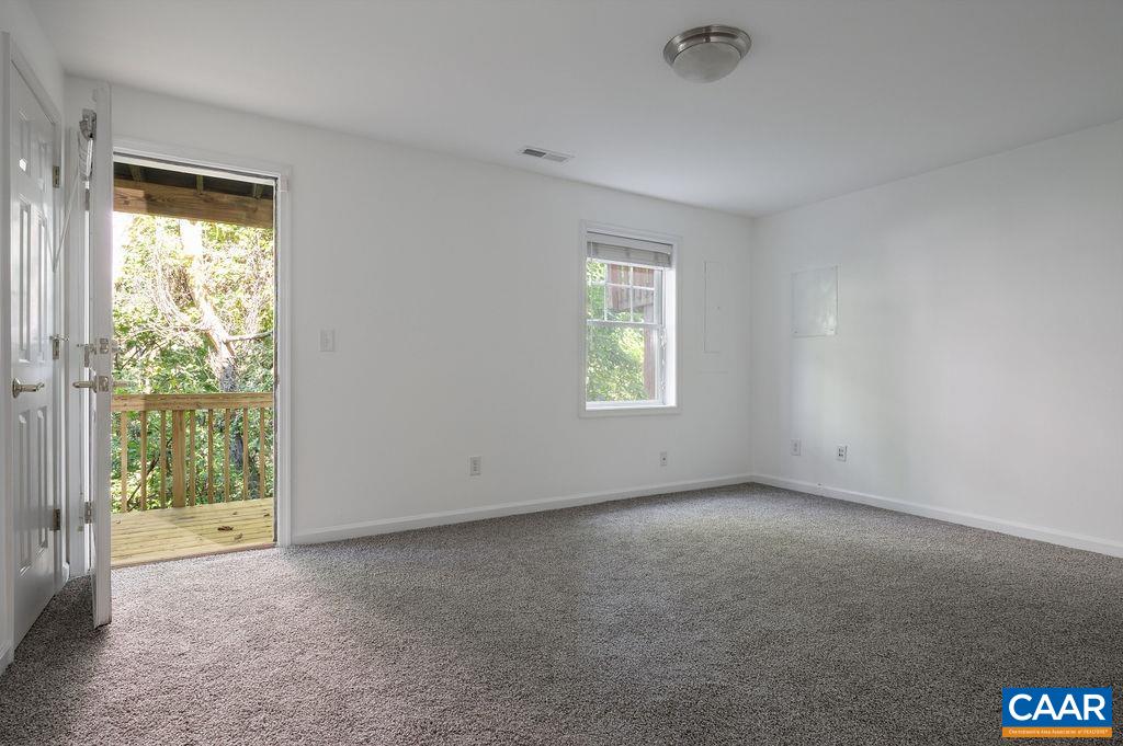129 OLD FIFTH CIR