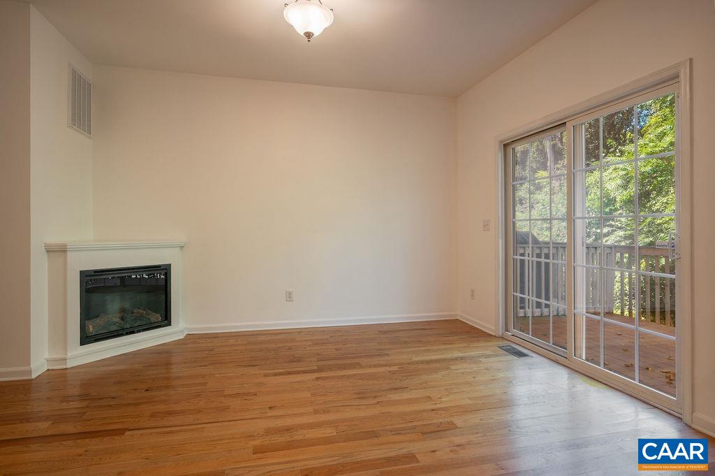 129 OLD FIFTH CIR