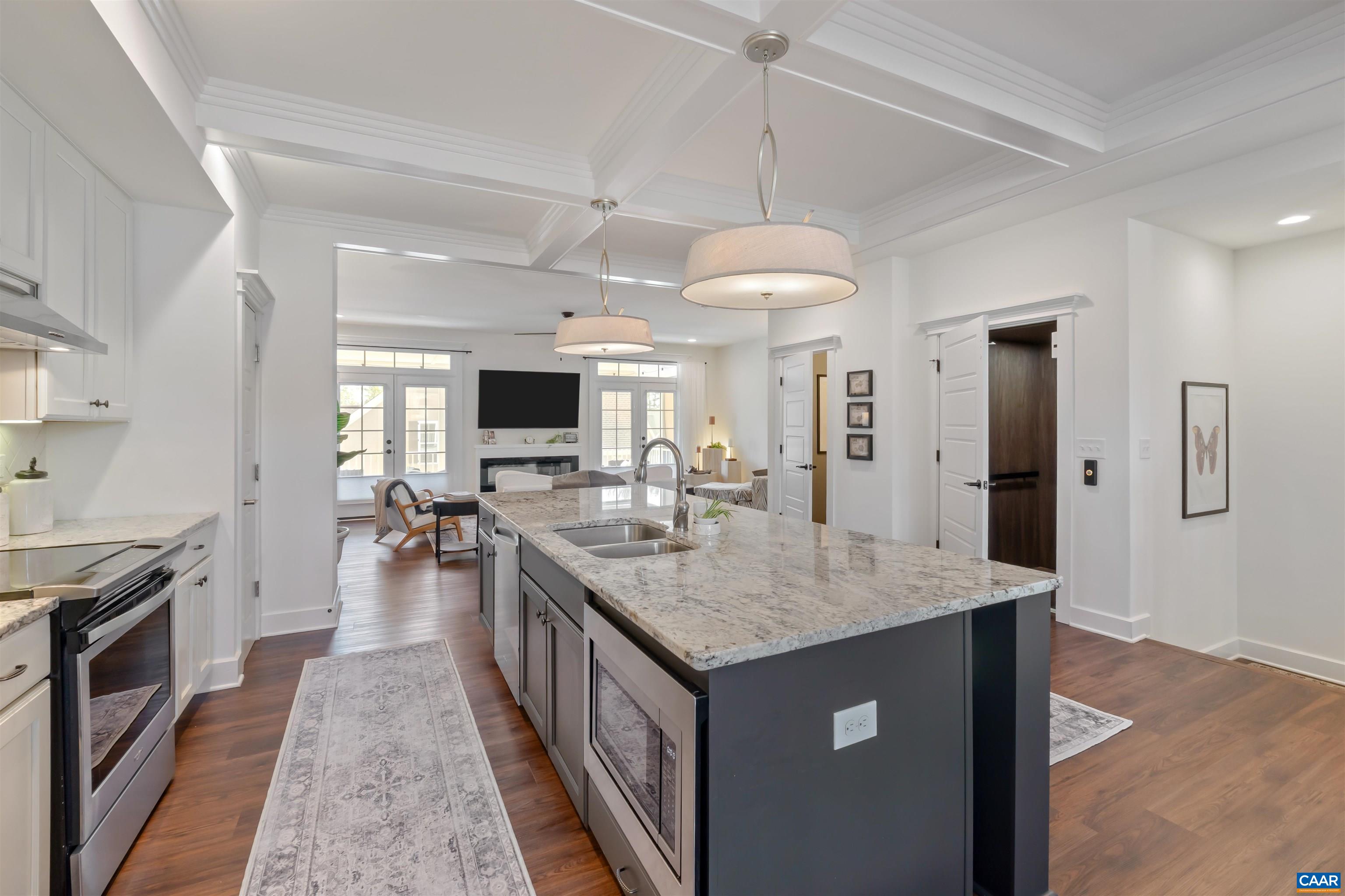 5453 GOLF DR