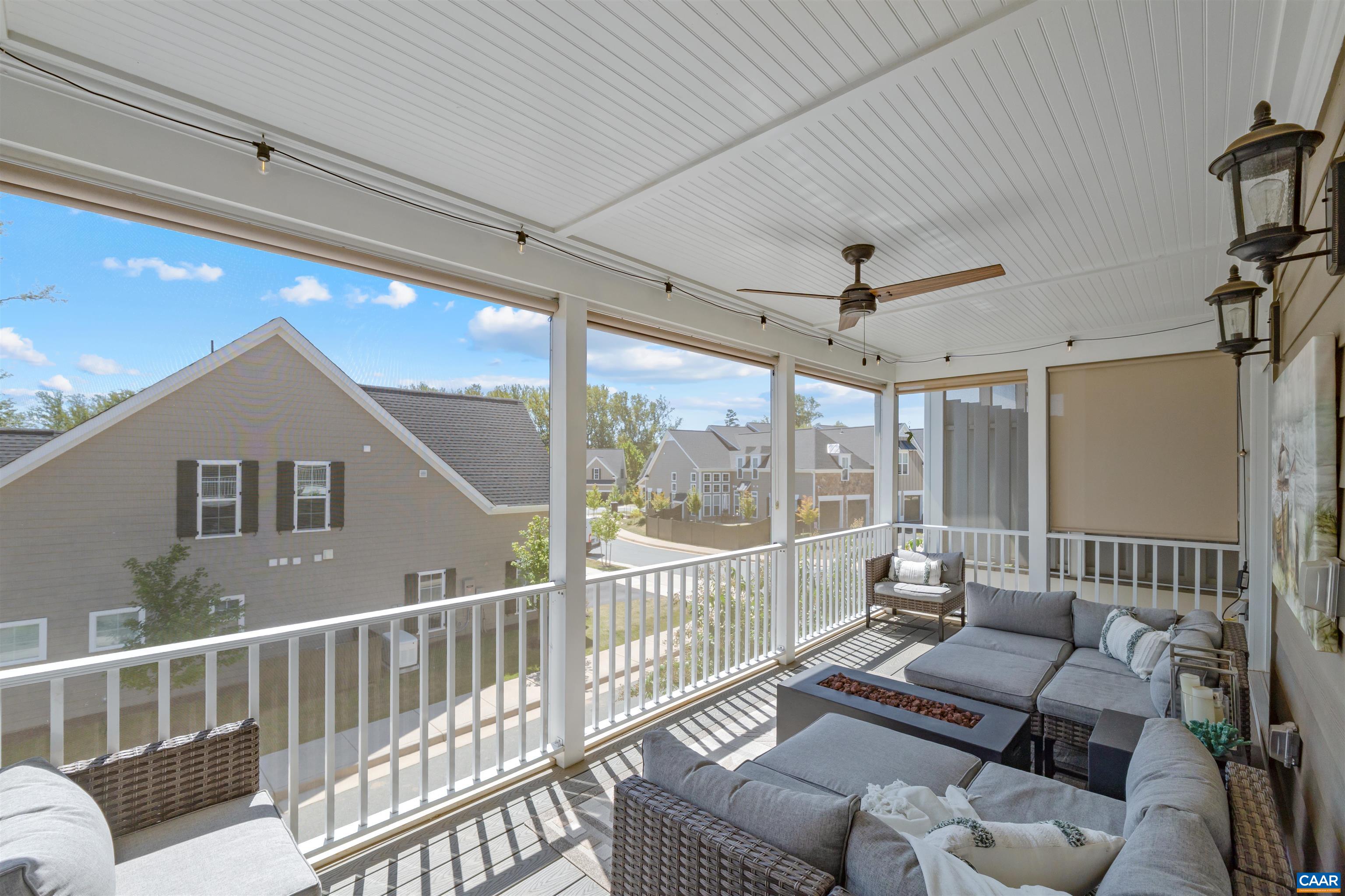 5453 GOLF DR