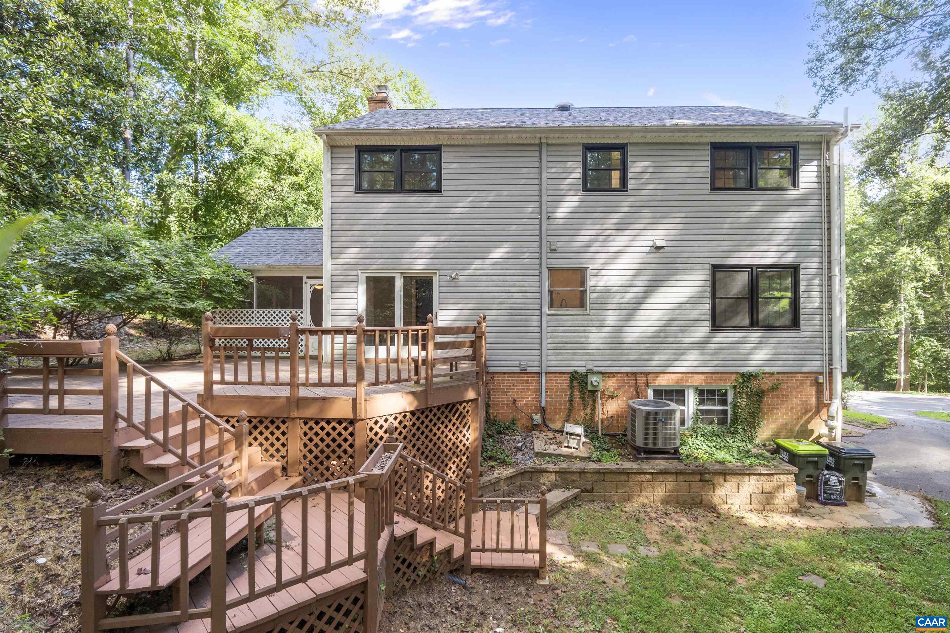 2805 HUNTINGTON RD