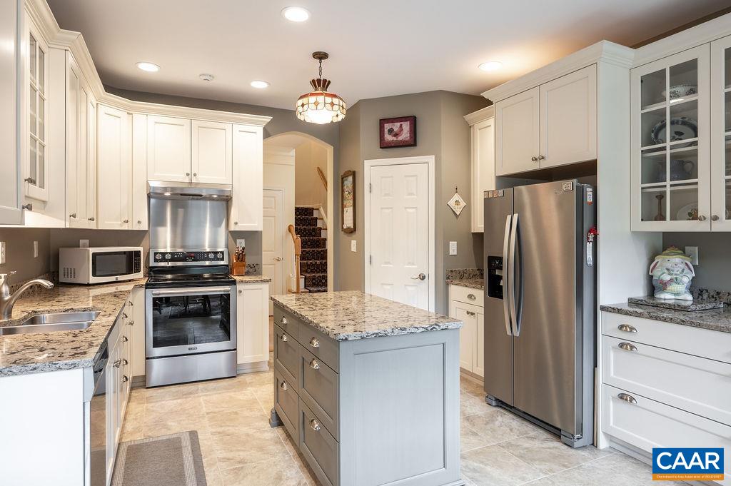 317 SHEPHERDS RIDGE CIR