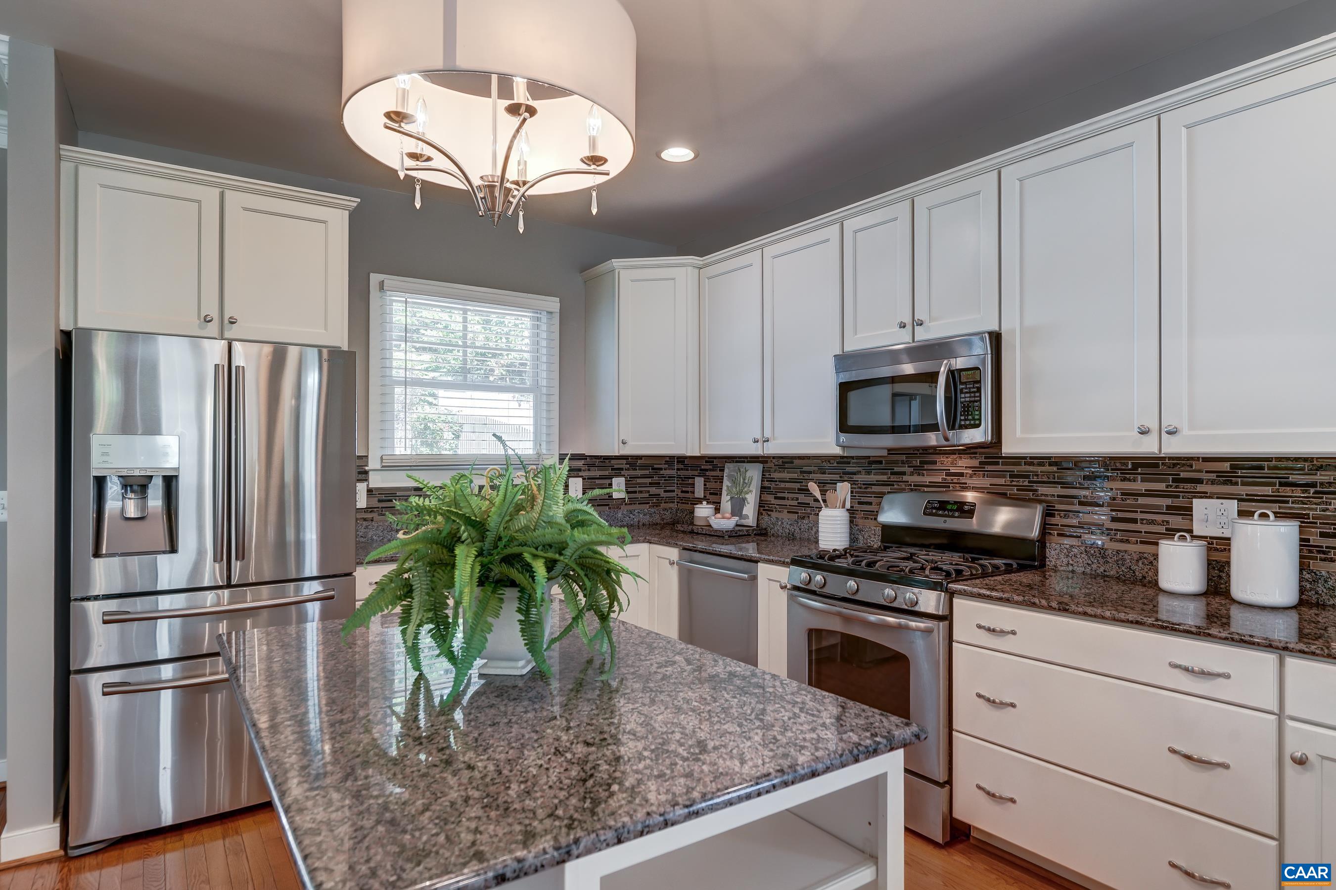 1059 KILLDEER LN