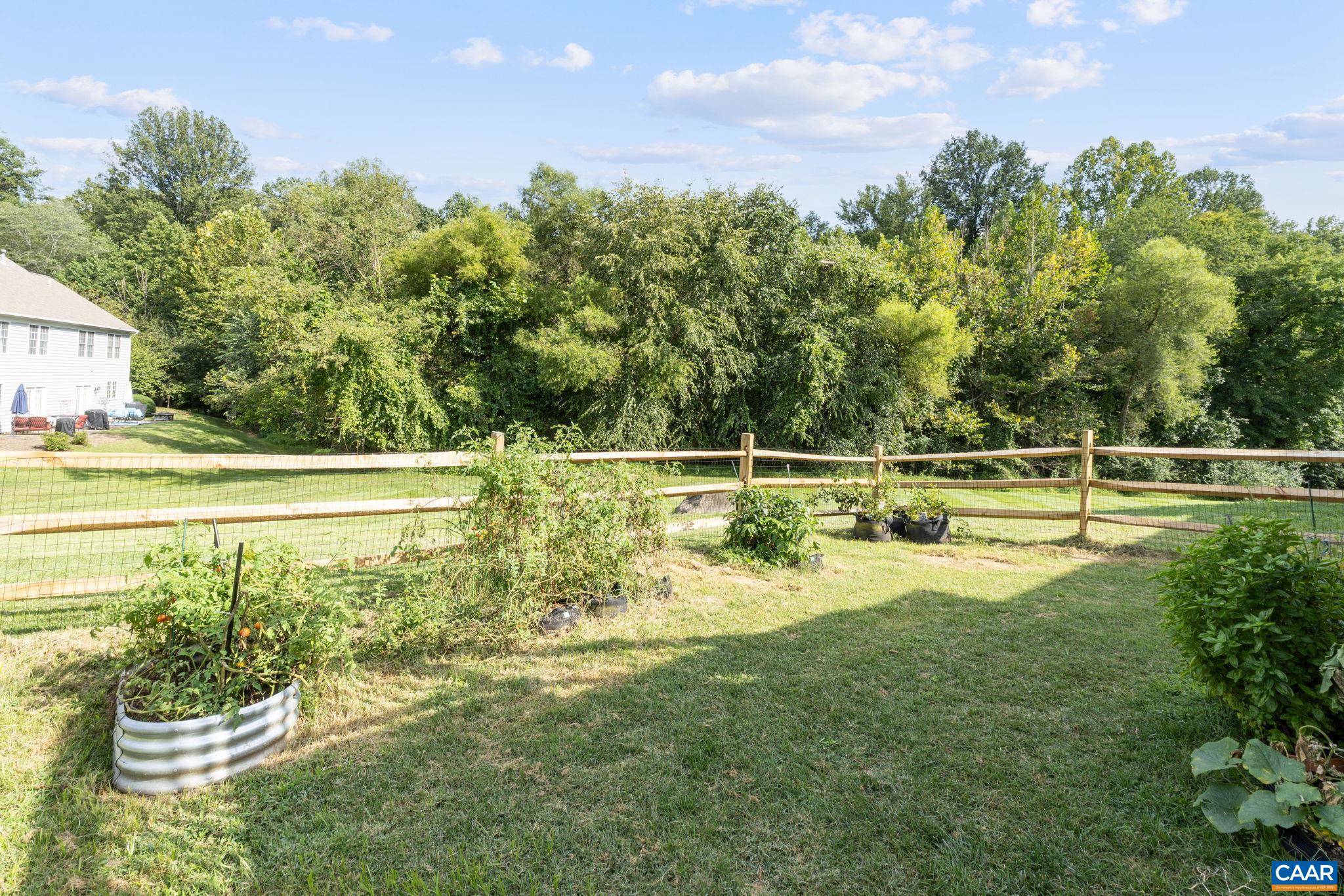 1149 RUSTIC WILLOW LN