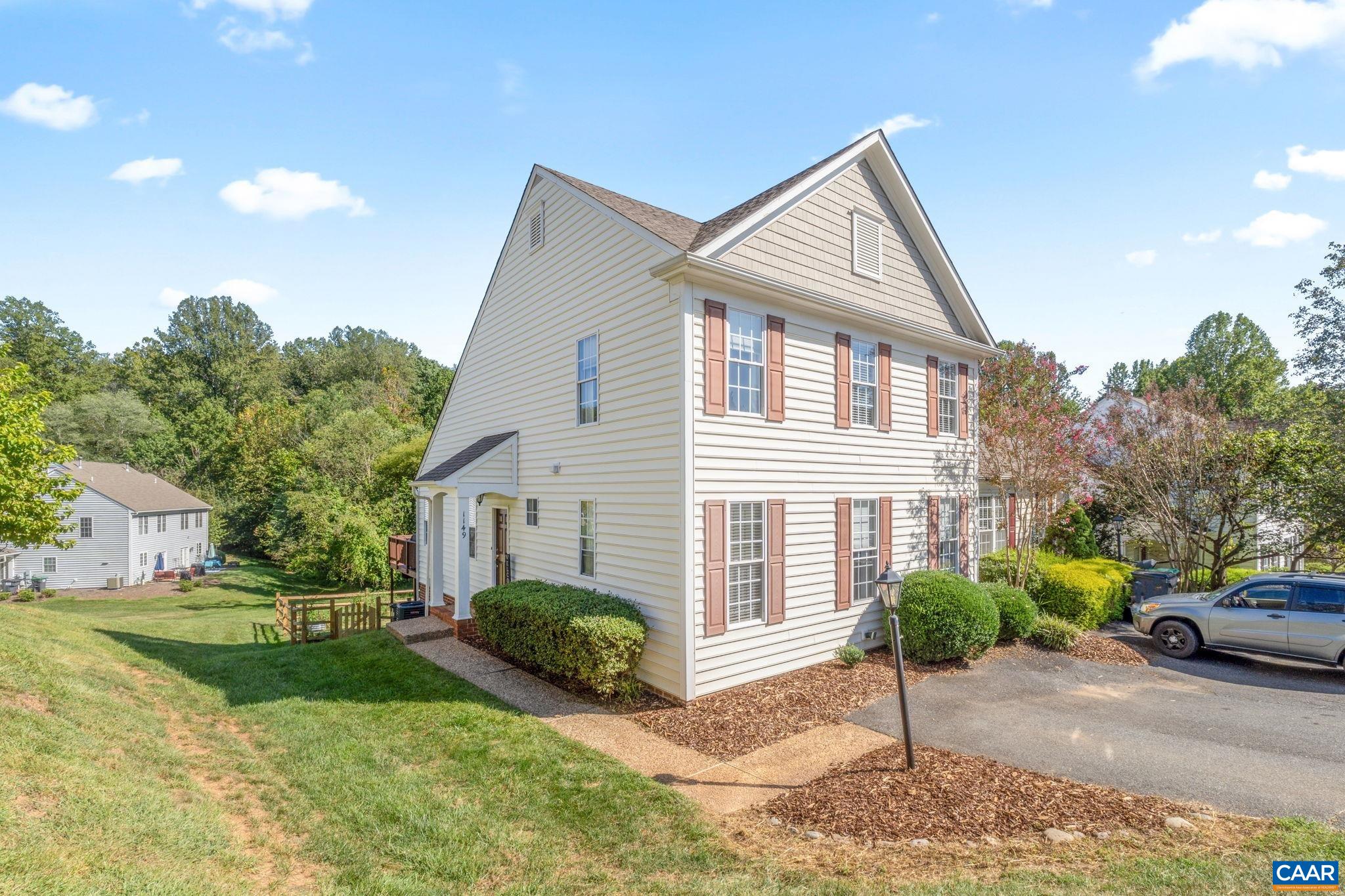 1149 RUSTIC WILLOW LN