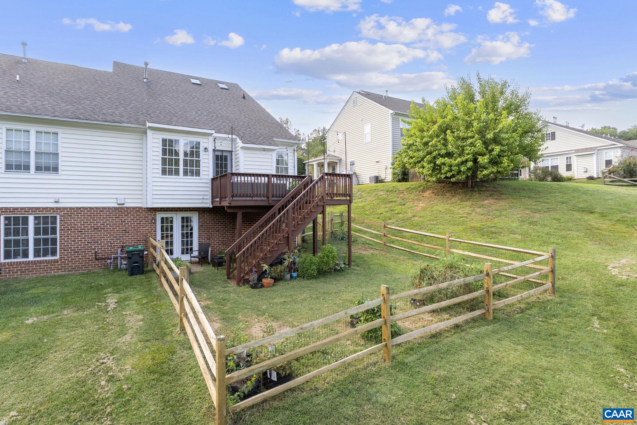 1149 RUSTIC WILLOW LN
