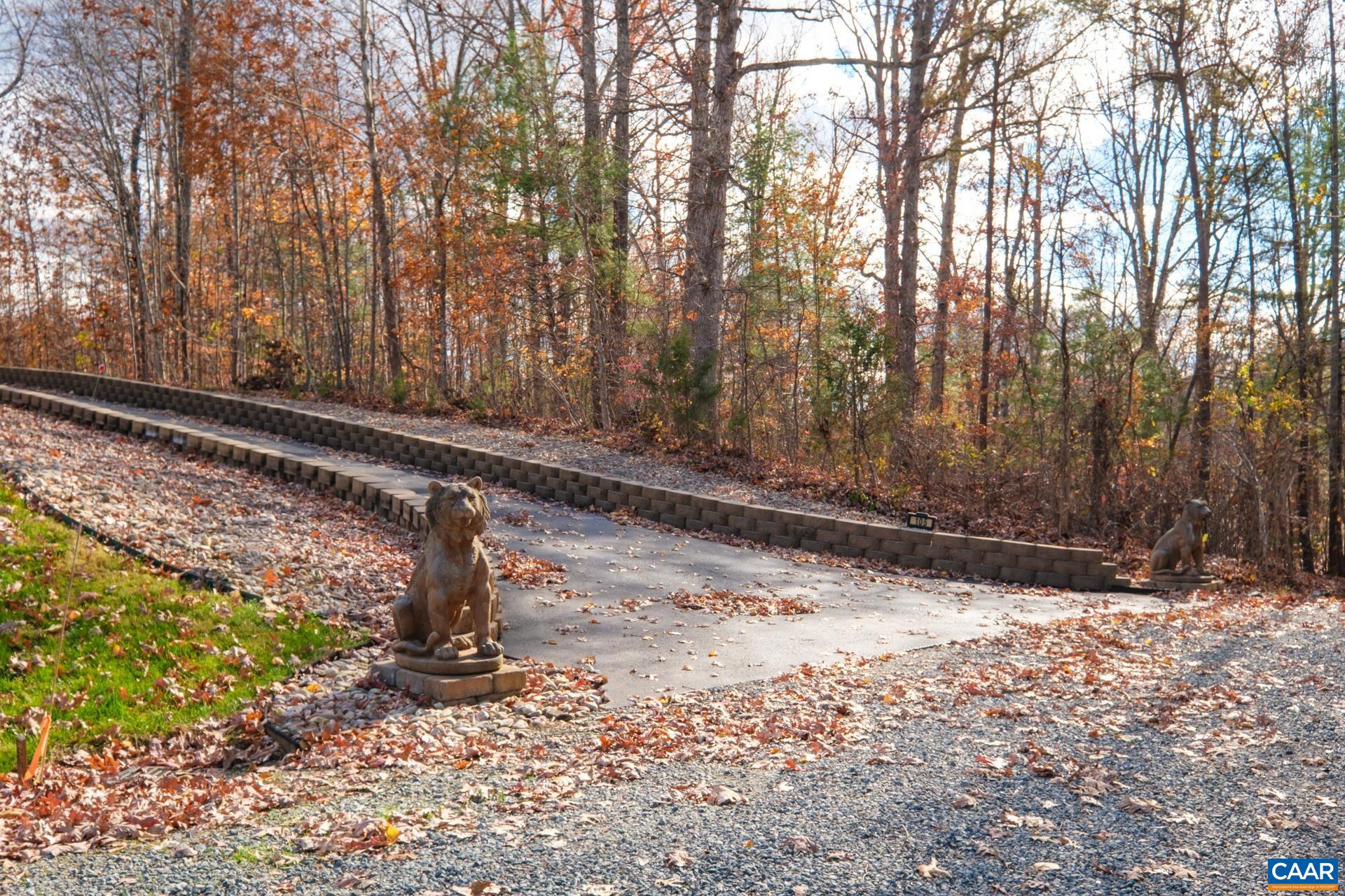 105 SQUIRREL PATH