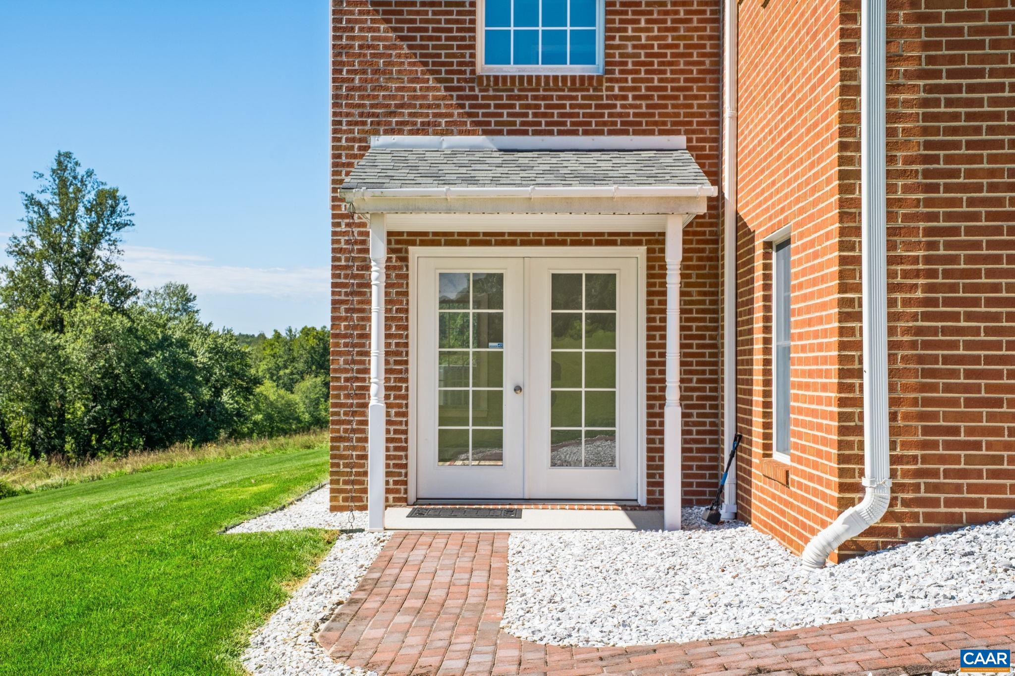 105 SQUIRREL PATH