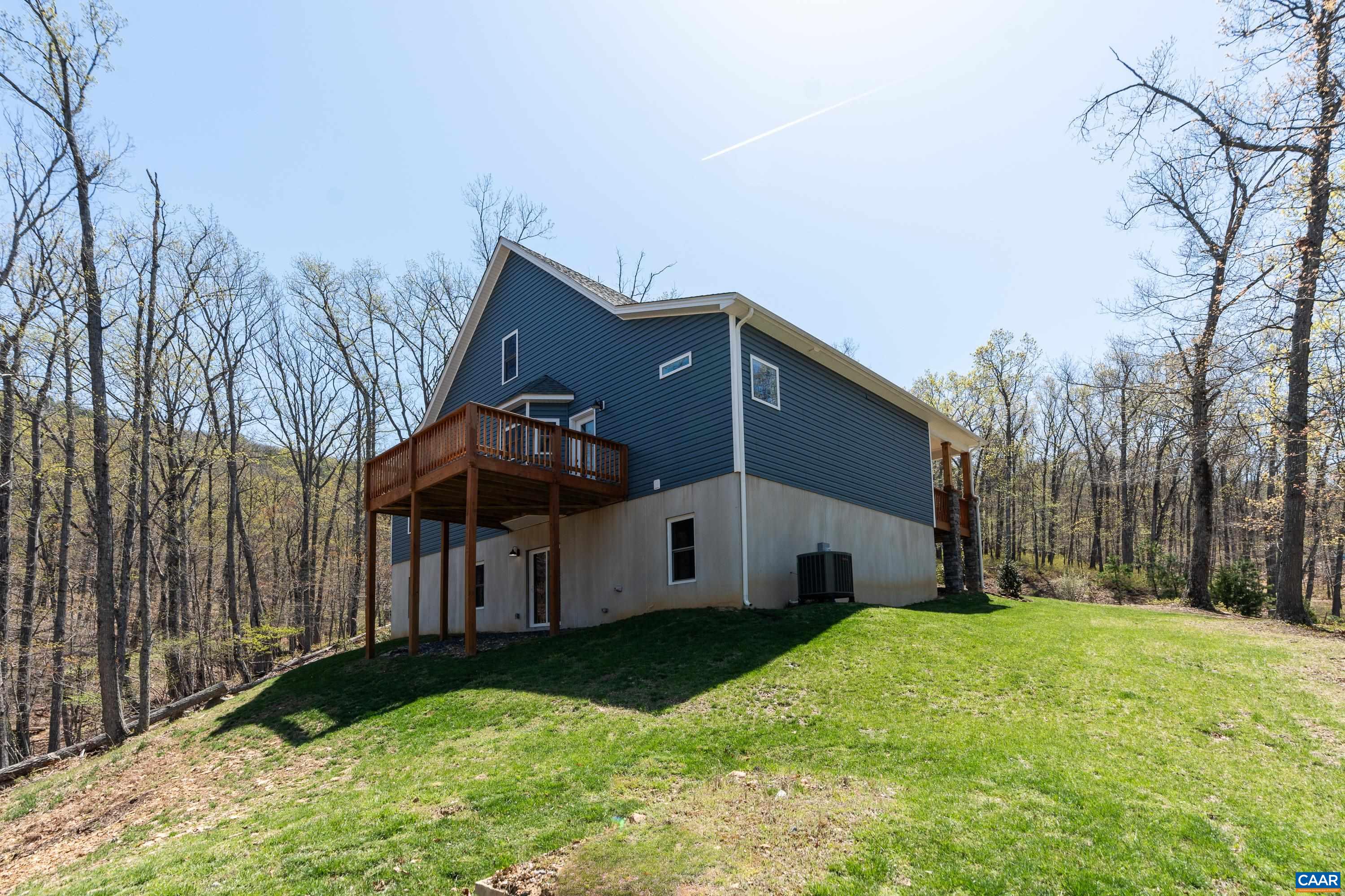68 BEN LYONS LN