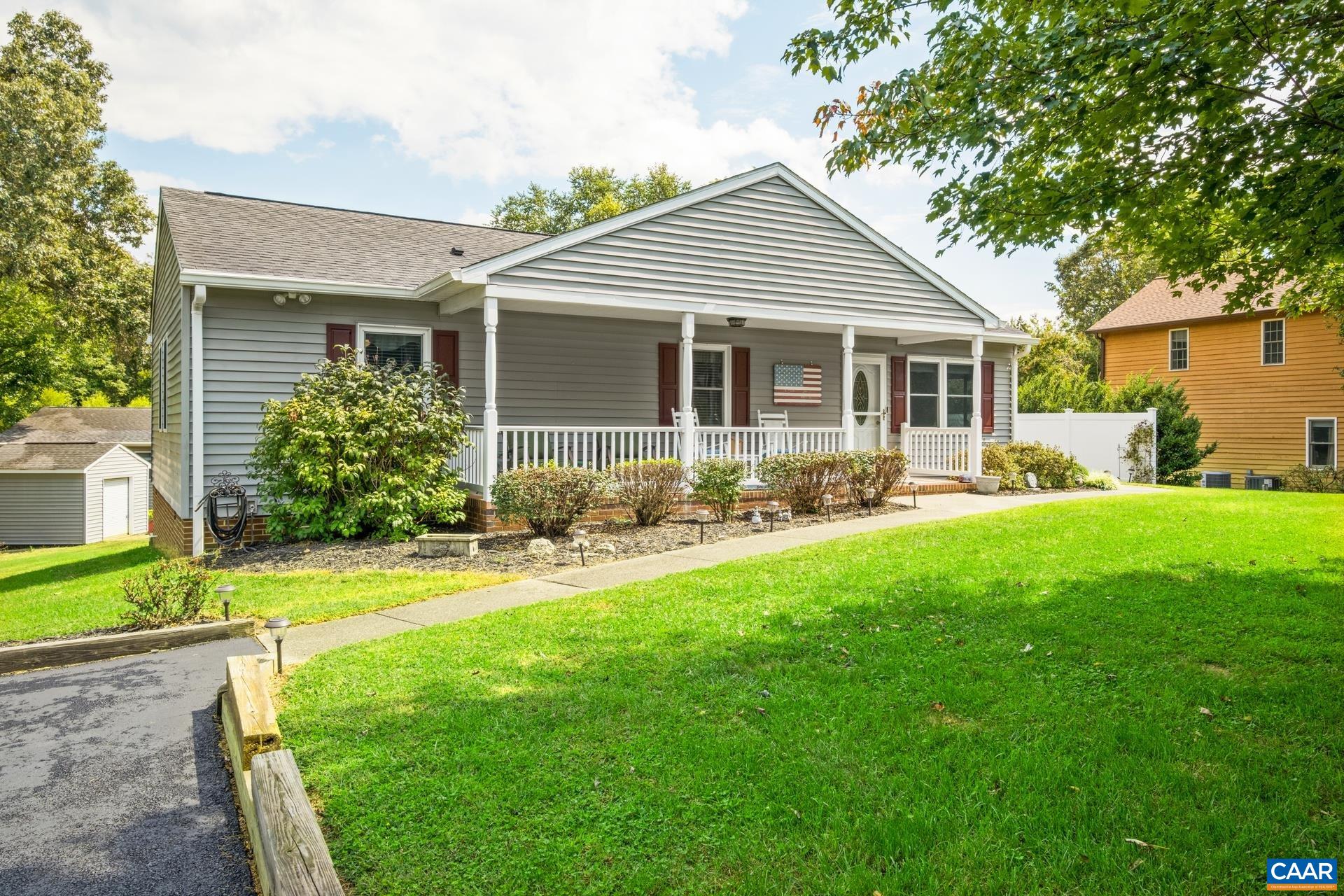 162 ROLLING HILLS RD