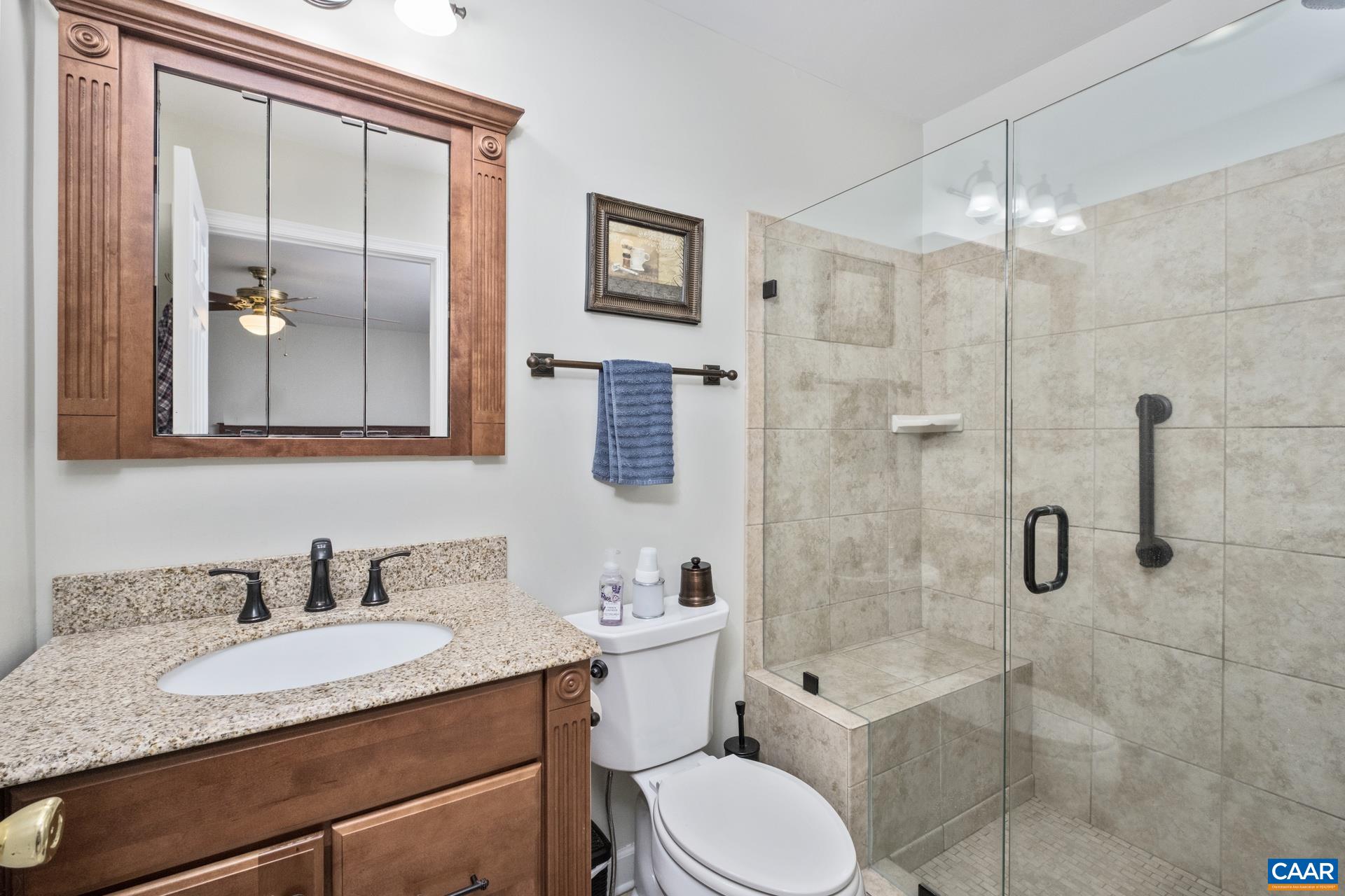 162 ROLLING HILLS RD