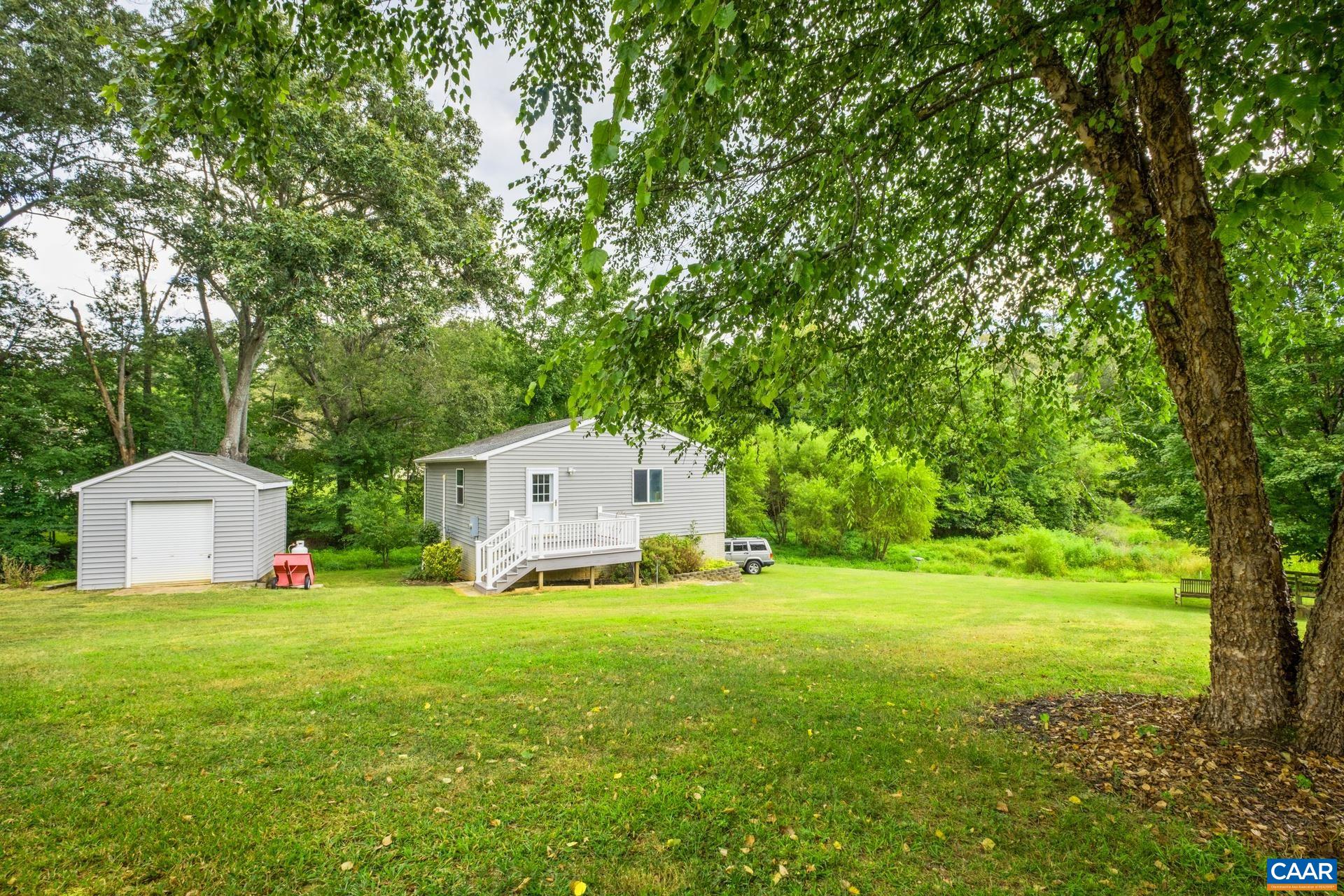 162 ROLLING HILLS RD