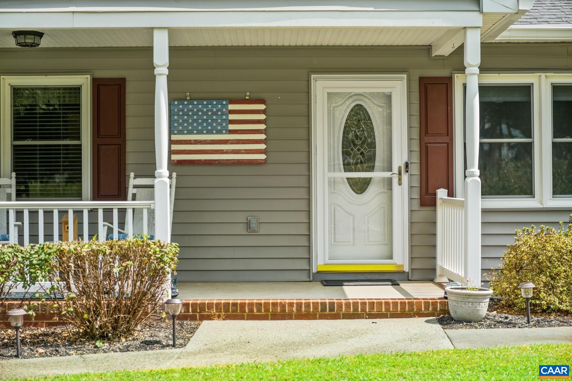 162 ROLLING HILLS RD