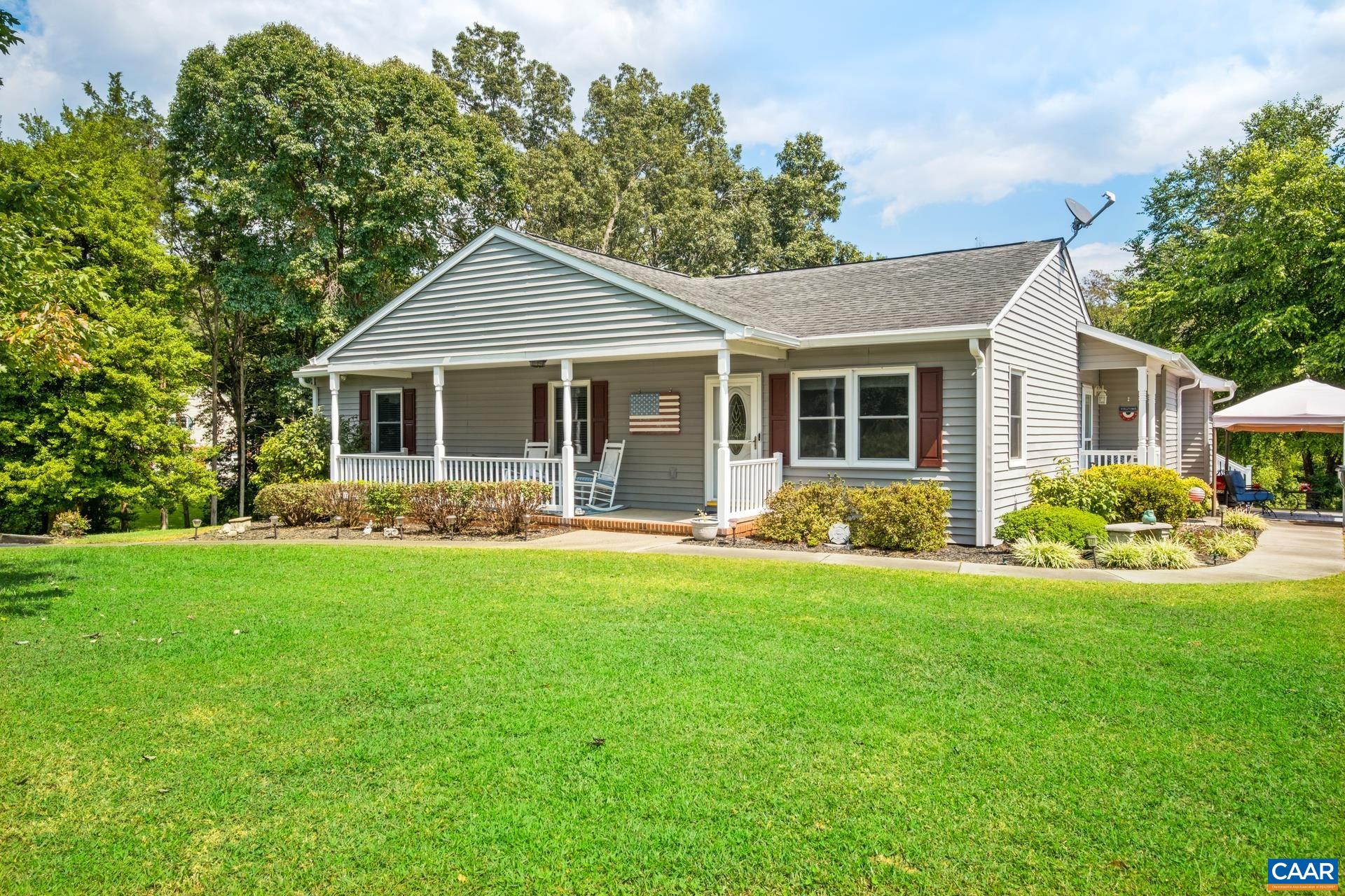 162 ROLLING HILLS RD