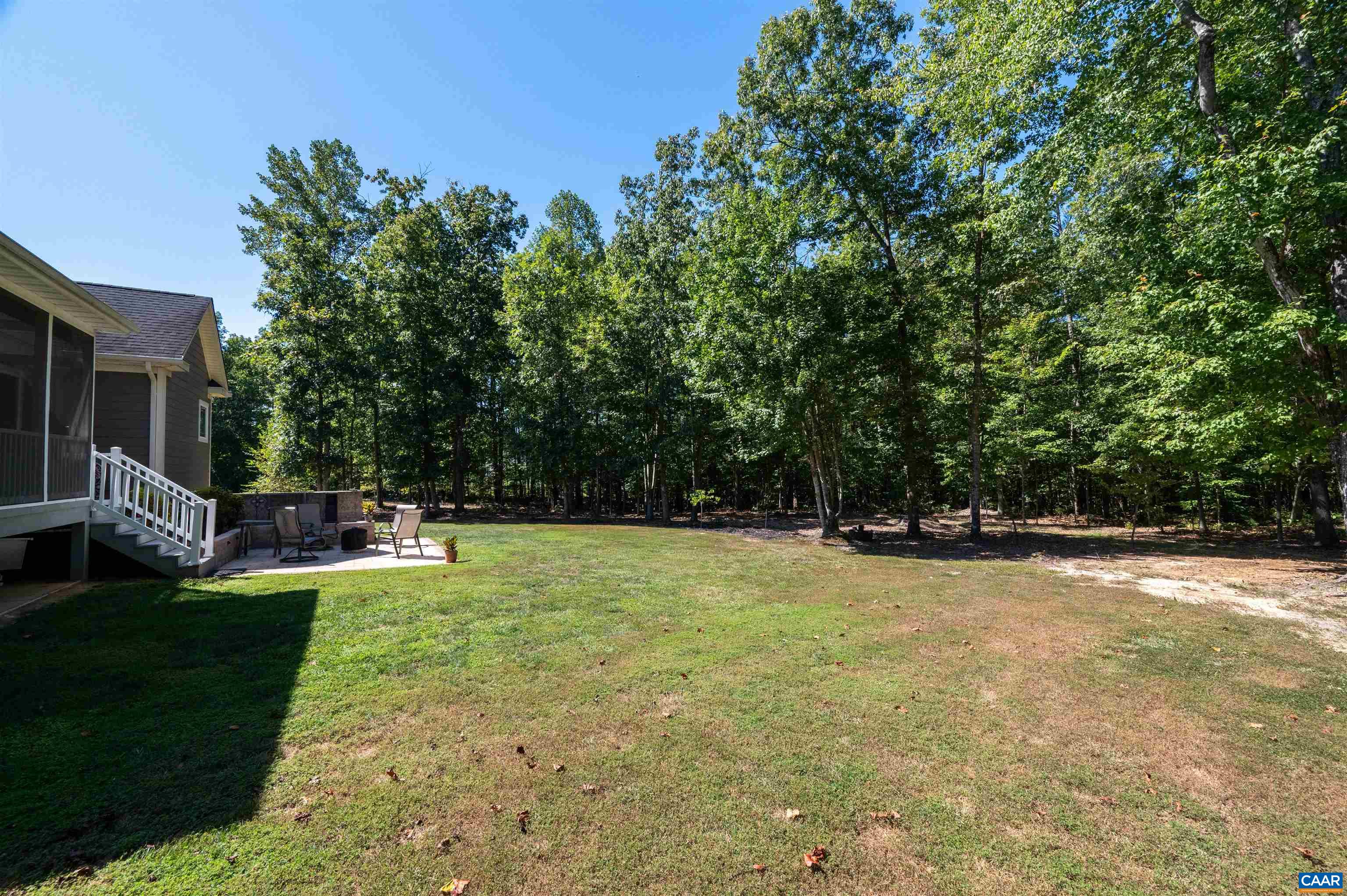 184 WALNUT VIEW DR