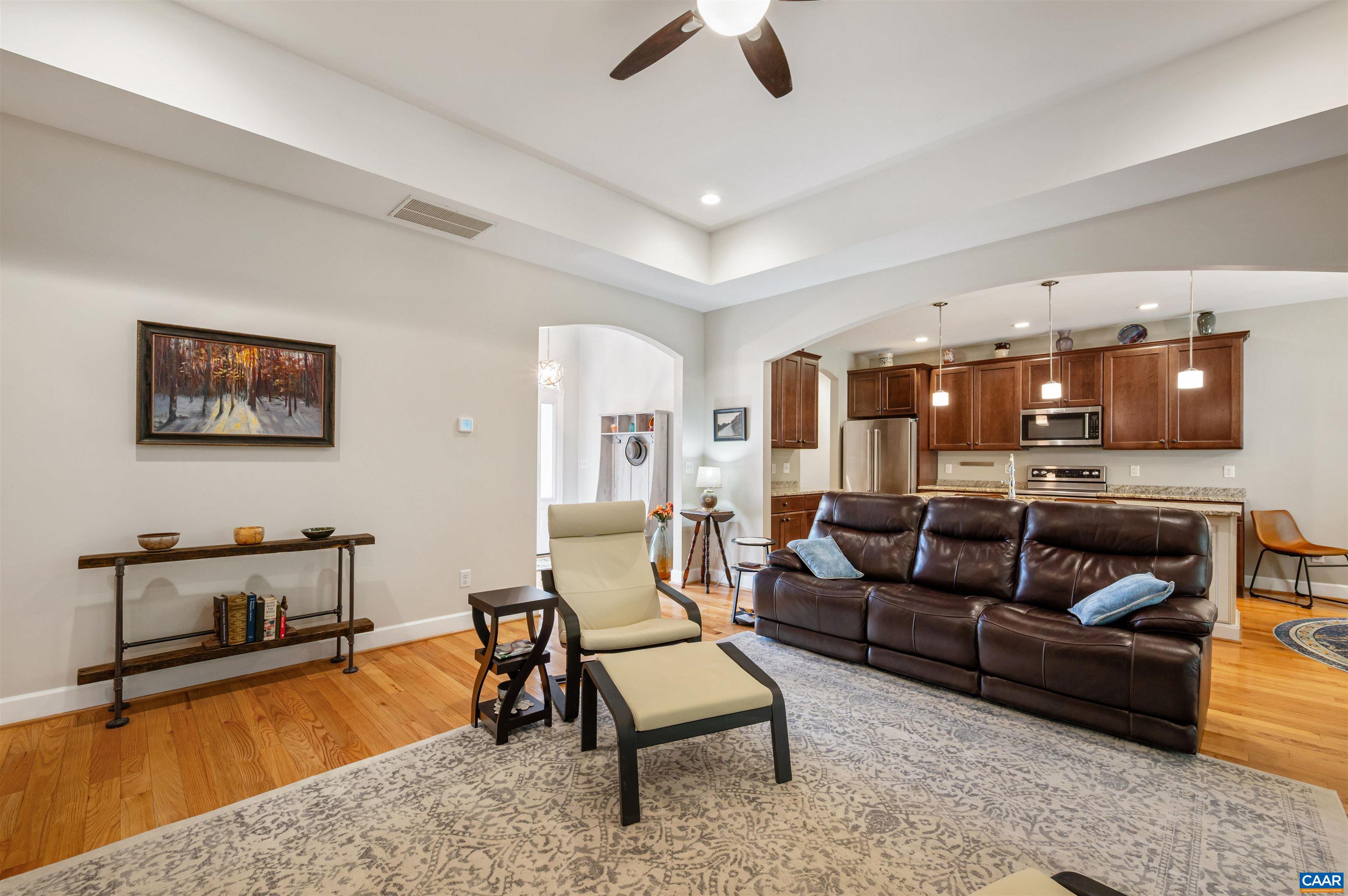 184 WALNUT VIEW DR
