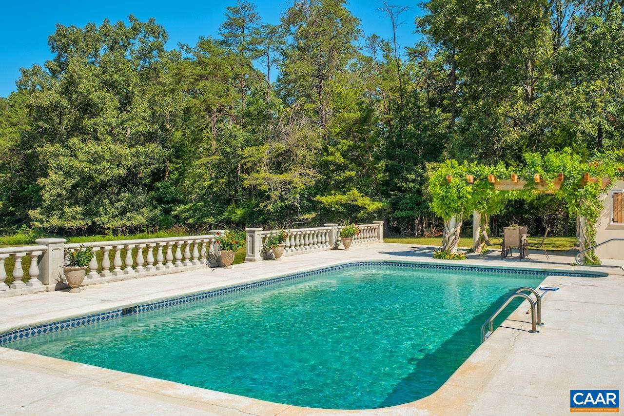 8540 TAYLOR CREEK RD