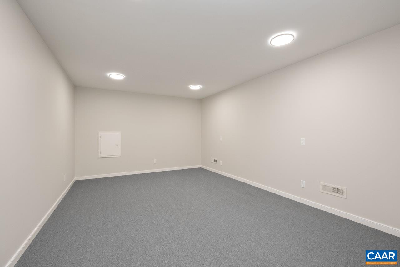 8540 TAYLOR CREEK RD