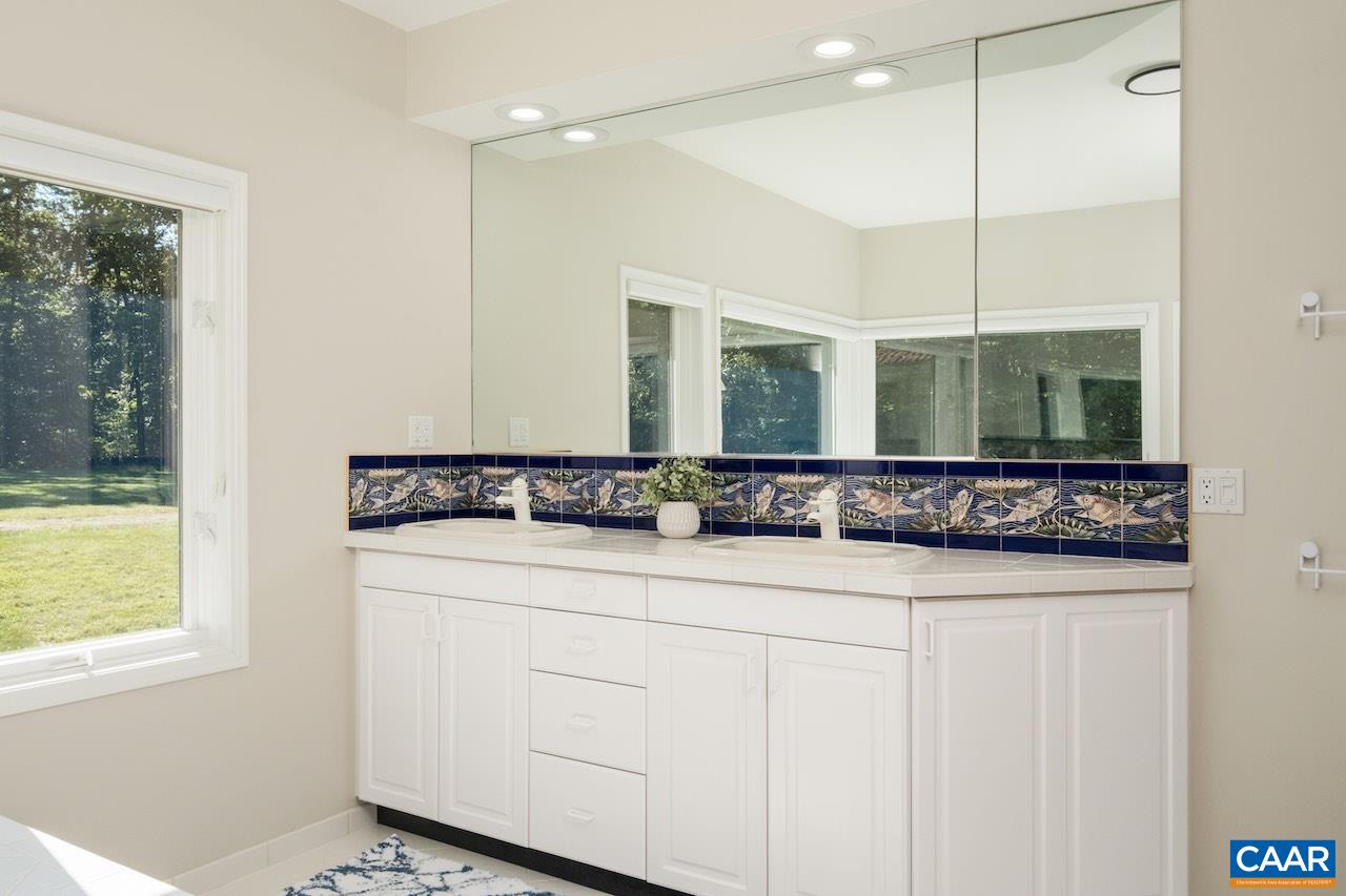 8540 TAYLOR CREEK RD