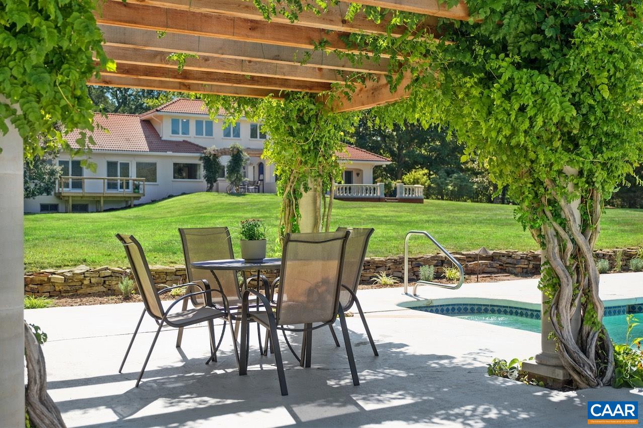 8540 TAYLOR CREEK RD