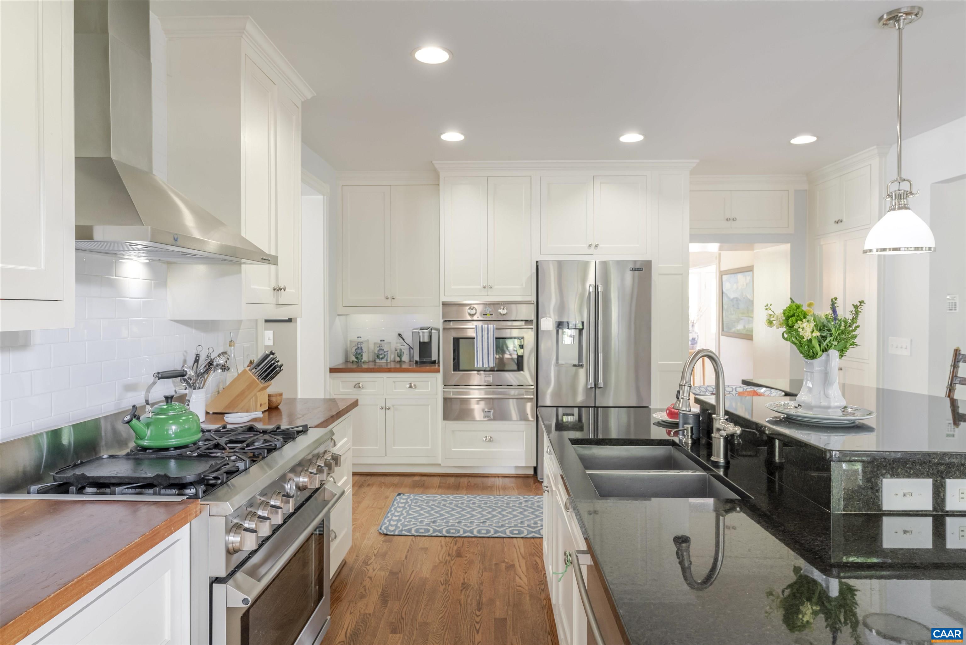 501 LEXINGTON AVE