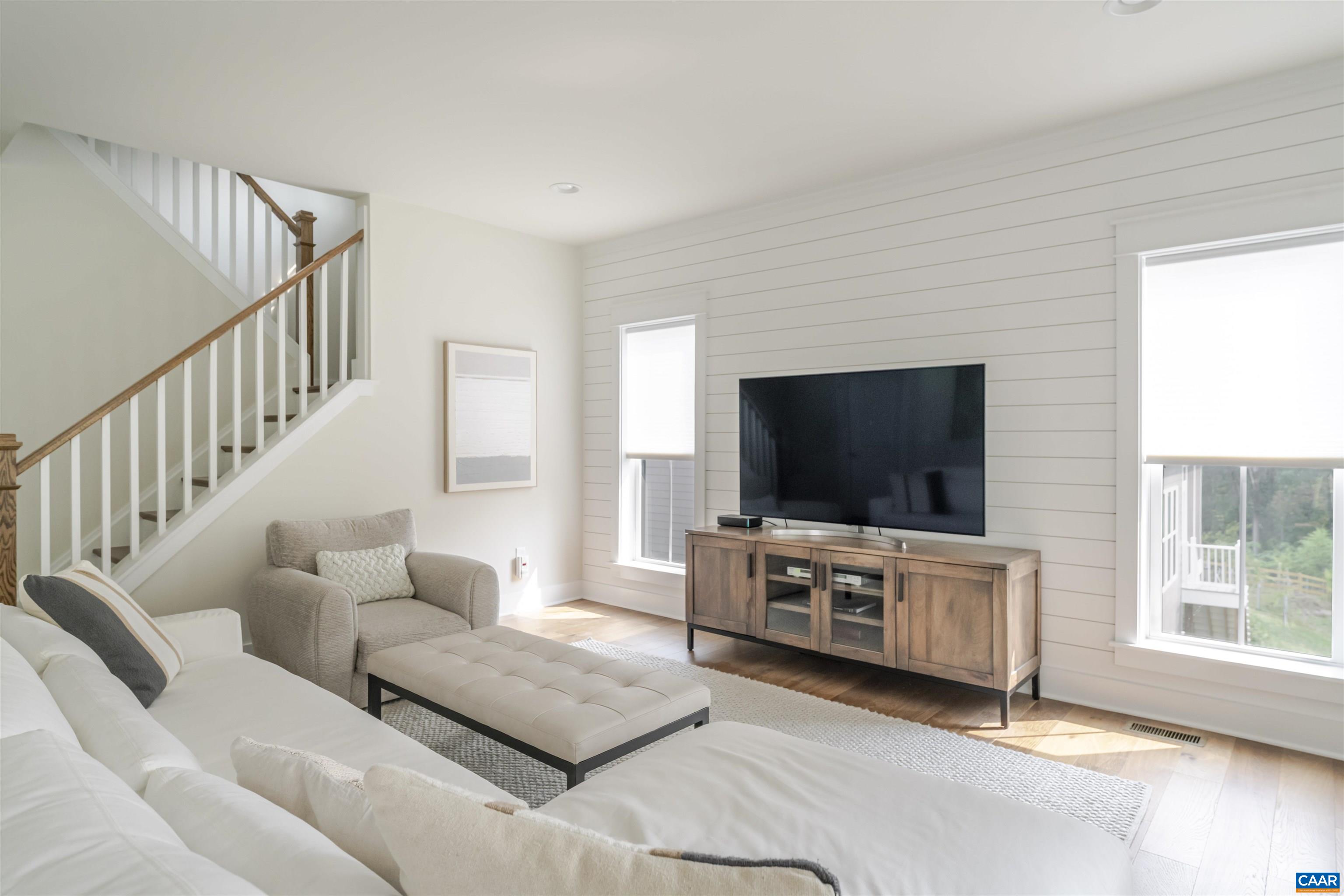 156 AGATHA RIDGE LN