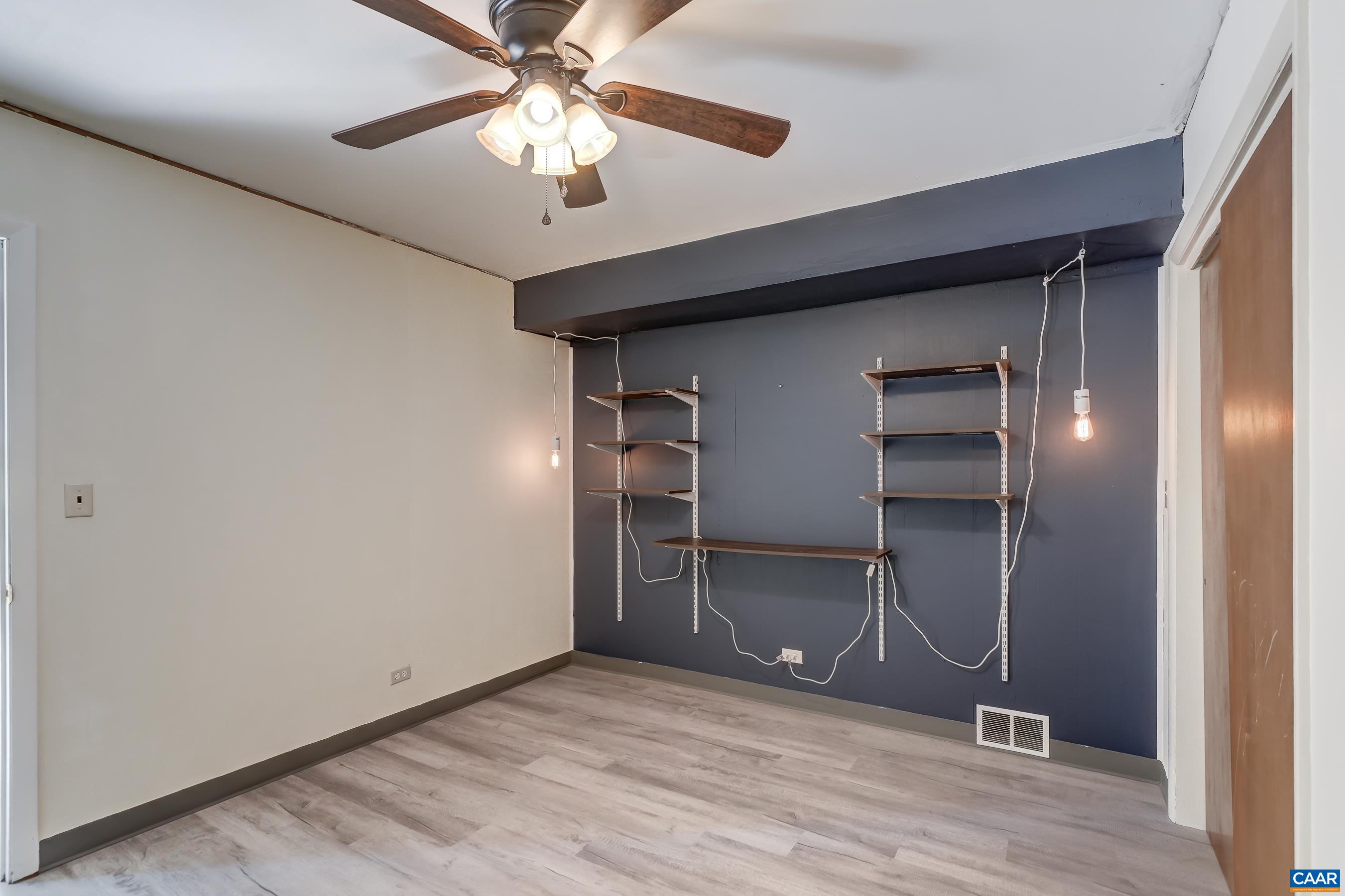 100 ELKHORN RD