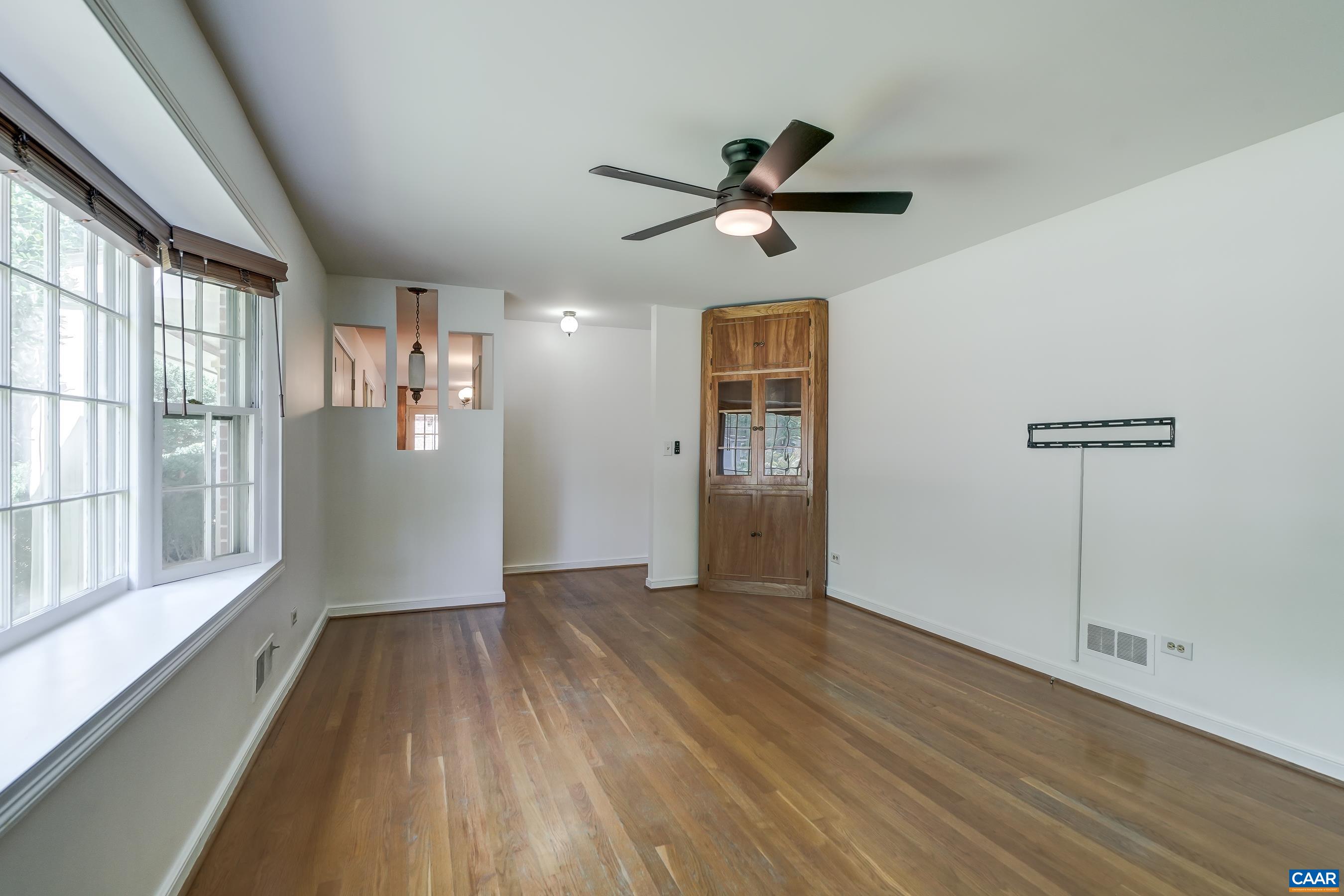 100 ELKHORN RD