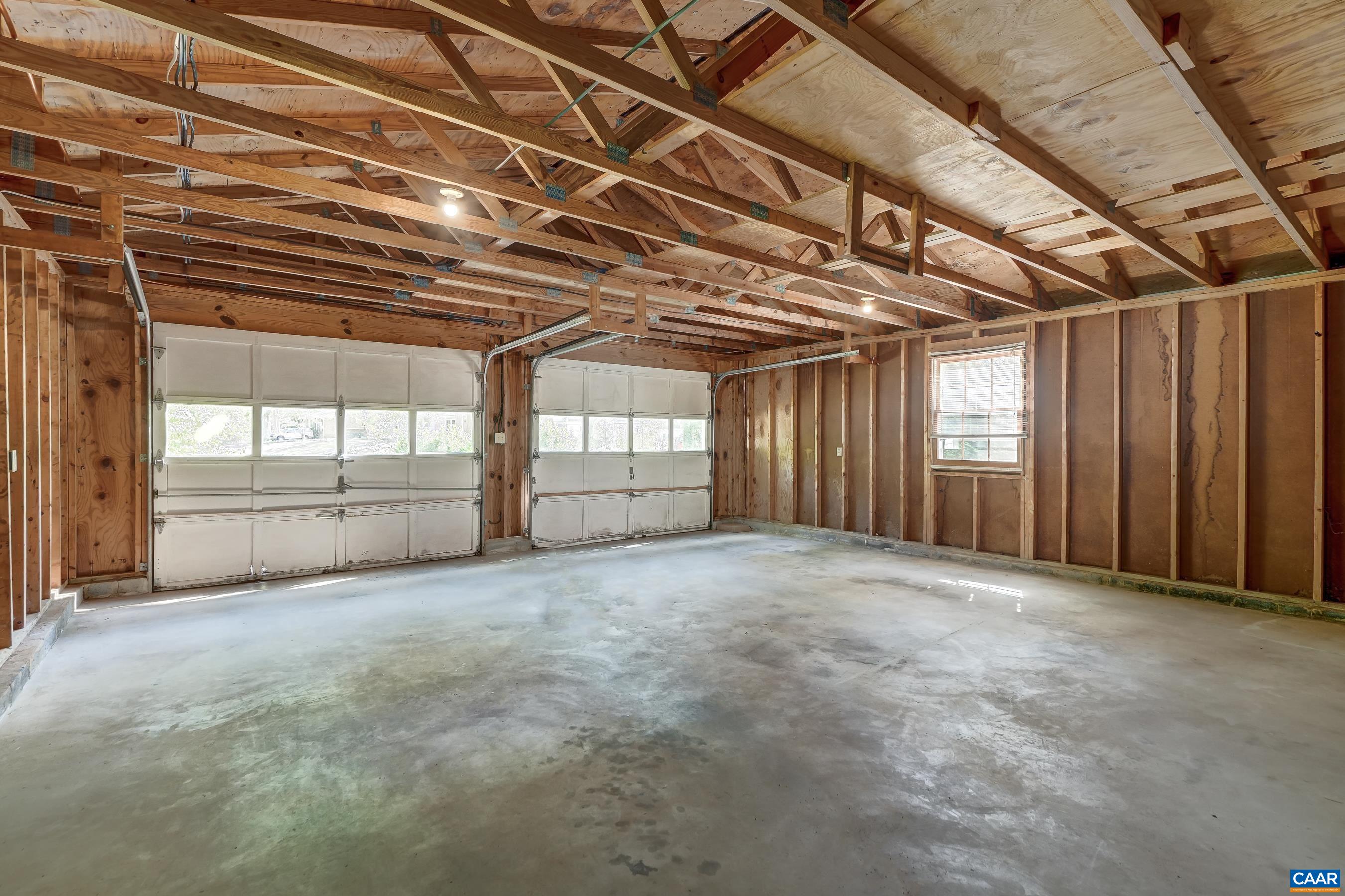 100 ELKHORN RD