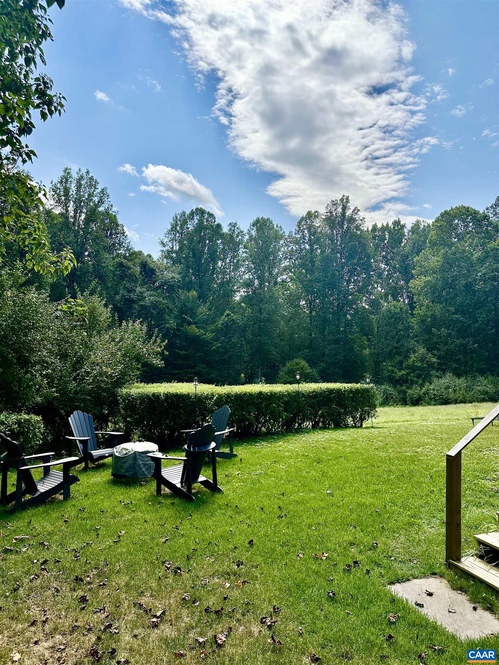 651 BIG OAK DR