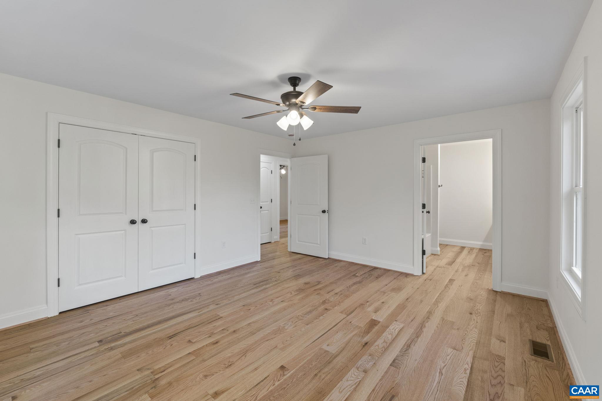 14116 DICKERSON LN