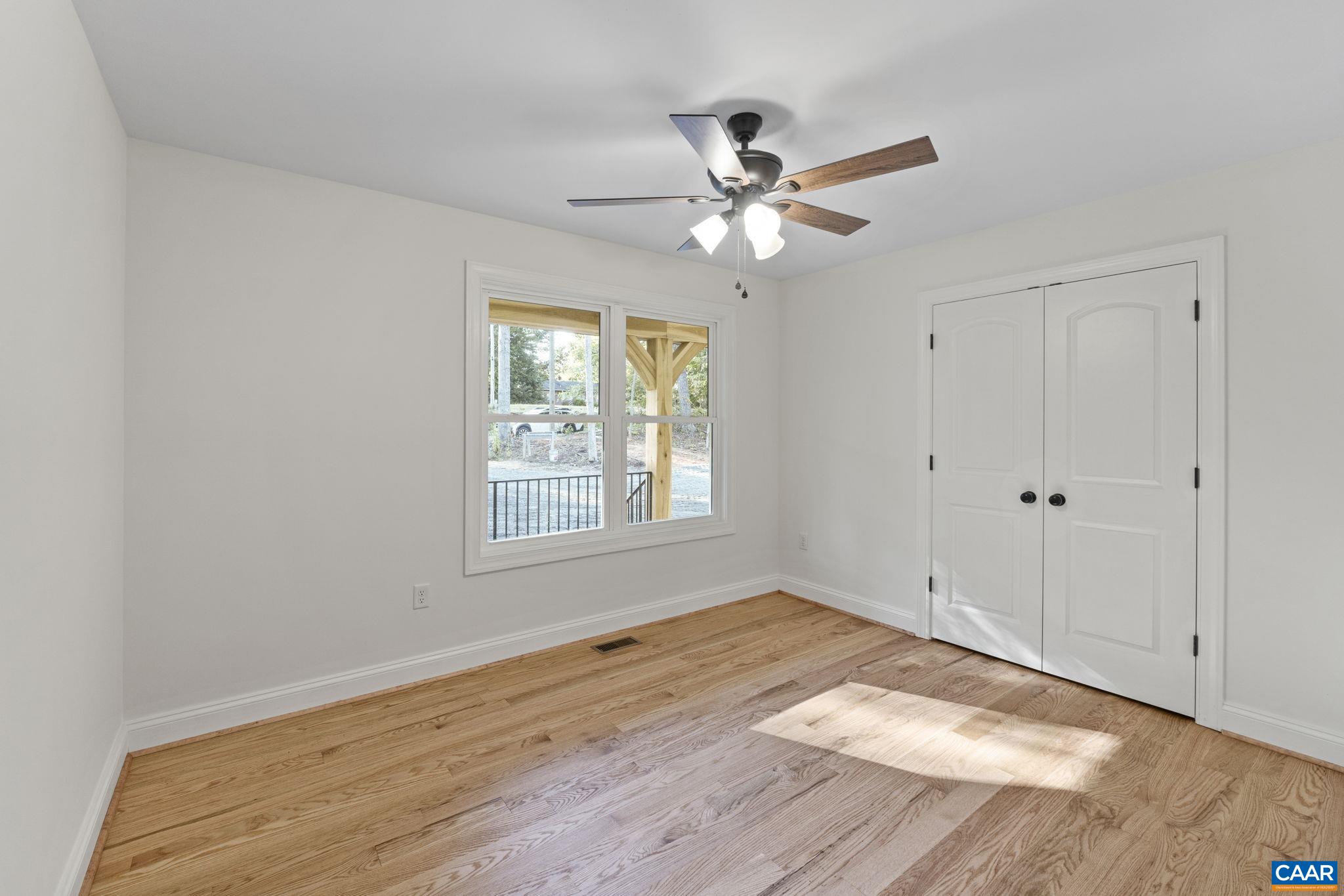 14116 DICKERSON LN
