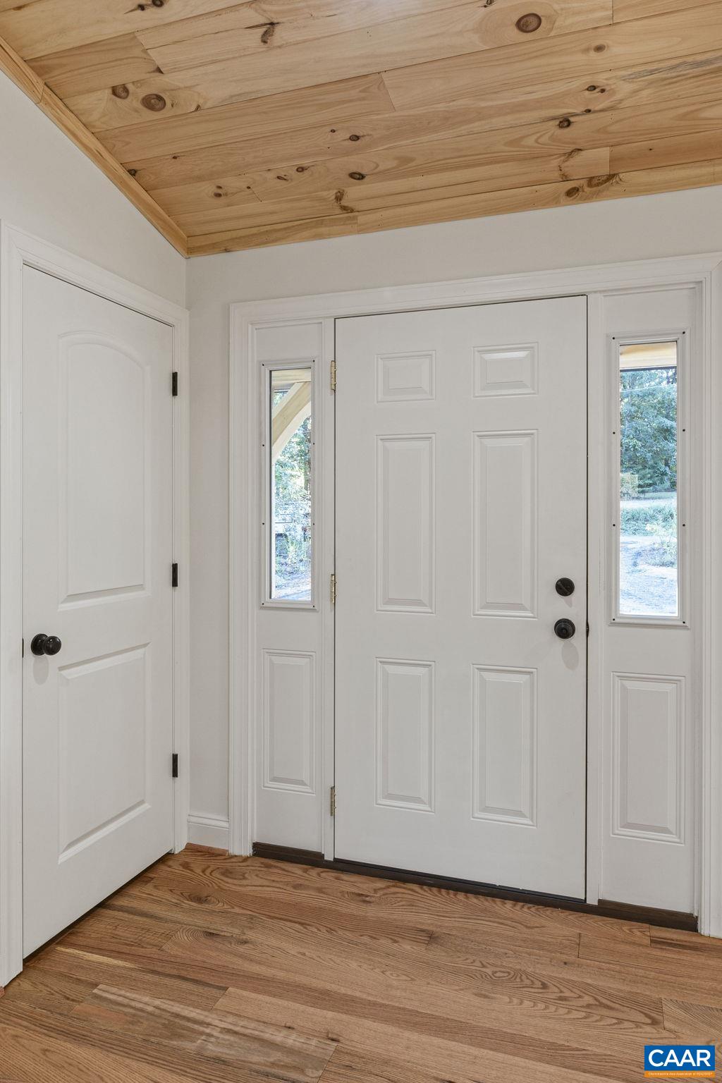 14116 DICKERSON LN