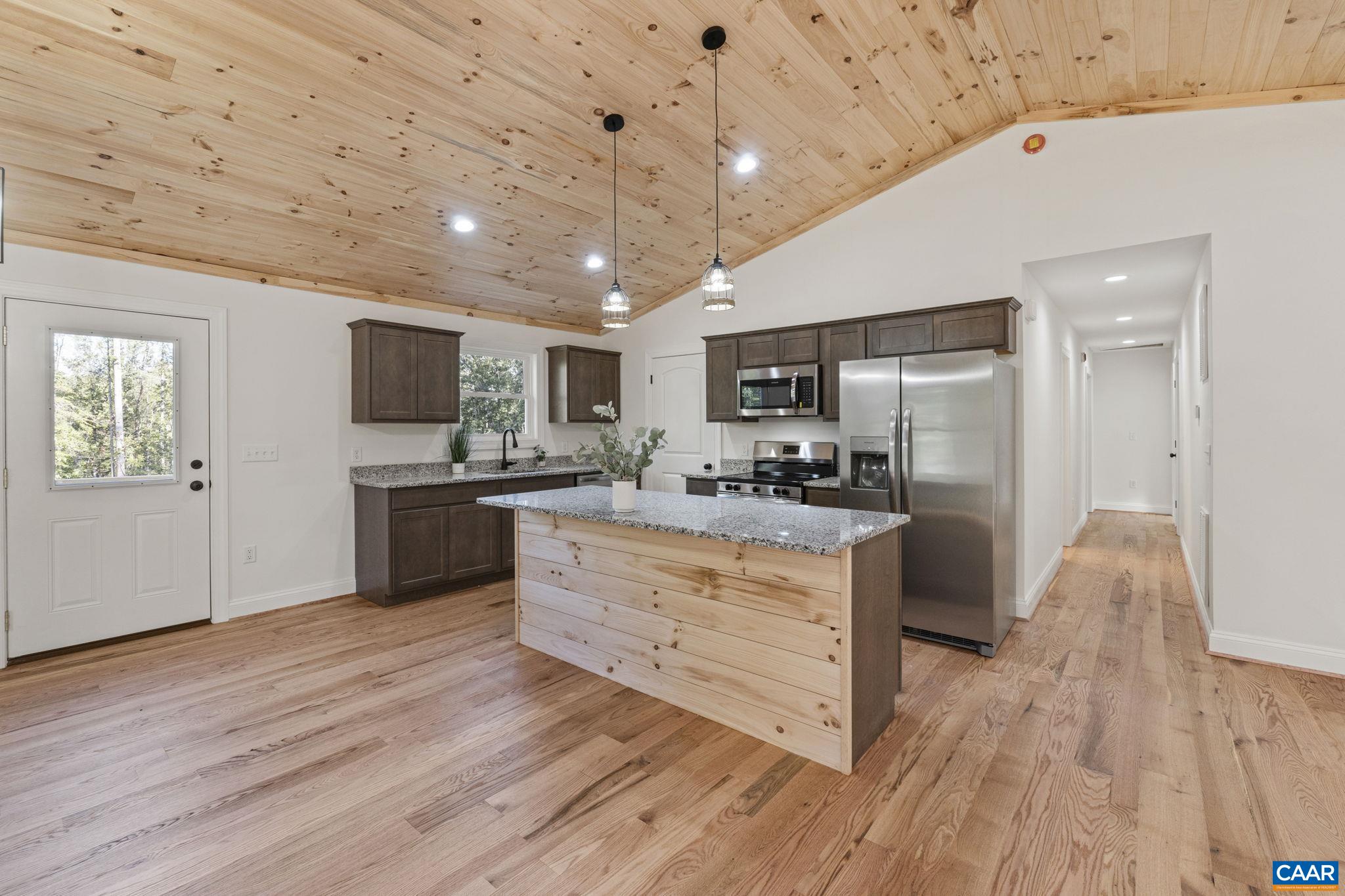 14116 DICKERSON LN