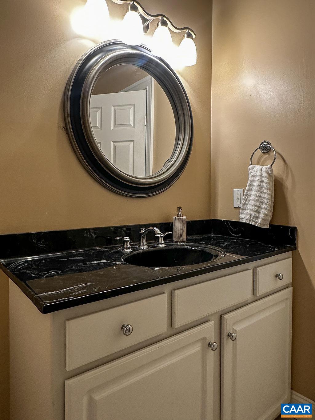 200 TURKS MOUNTAIN TRL